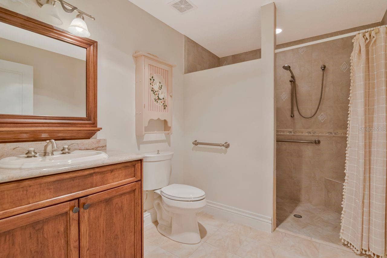 109 OLD OAK LANE, Palm Harbor, FL 34683 Main House