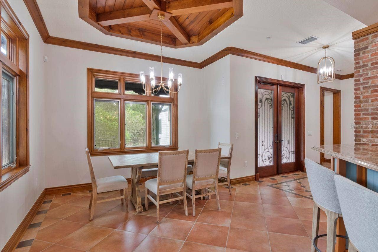 109 OLD OAK LANE, Palm Harbor, FL 34683 Main House