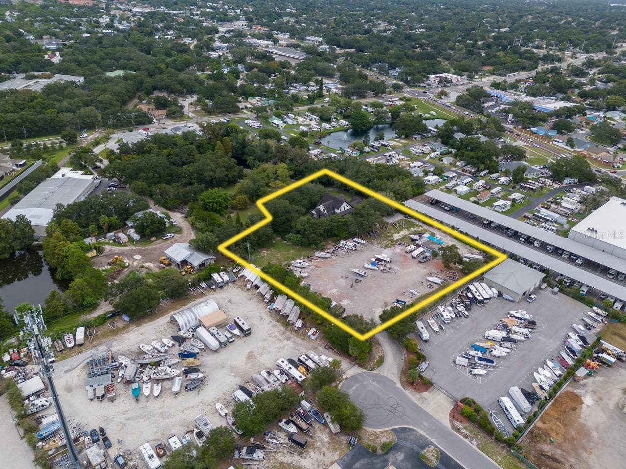 201 OLD OAK LANE, Palm Harbor, FL 34683 201 OLD OAK LANE, Palm Harbor, FL 34683