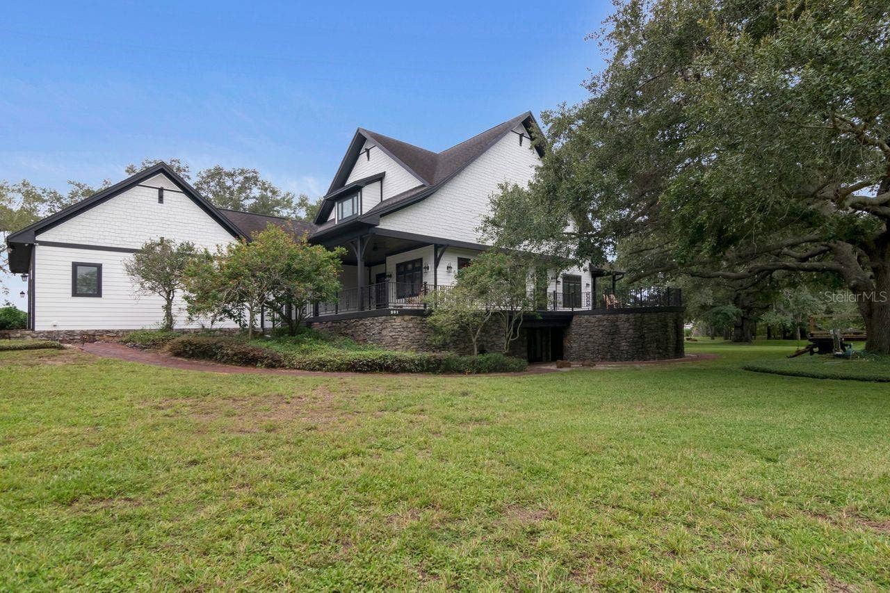 201 OLD OAK LANE, Palm Harbor, FL 34683 201 OLD OAK LANE, Palm Harbor, FL 34683