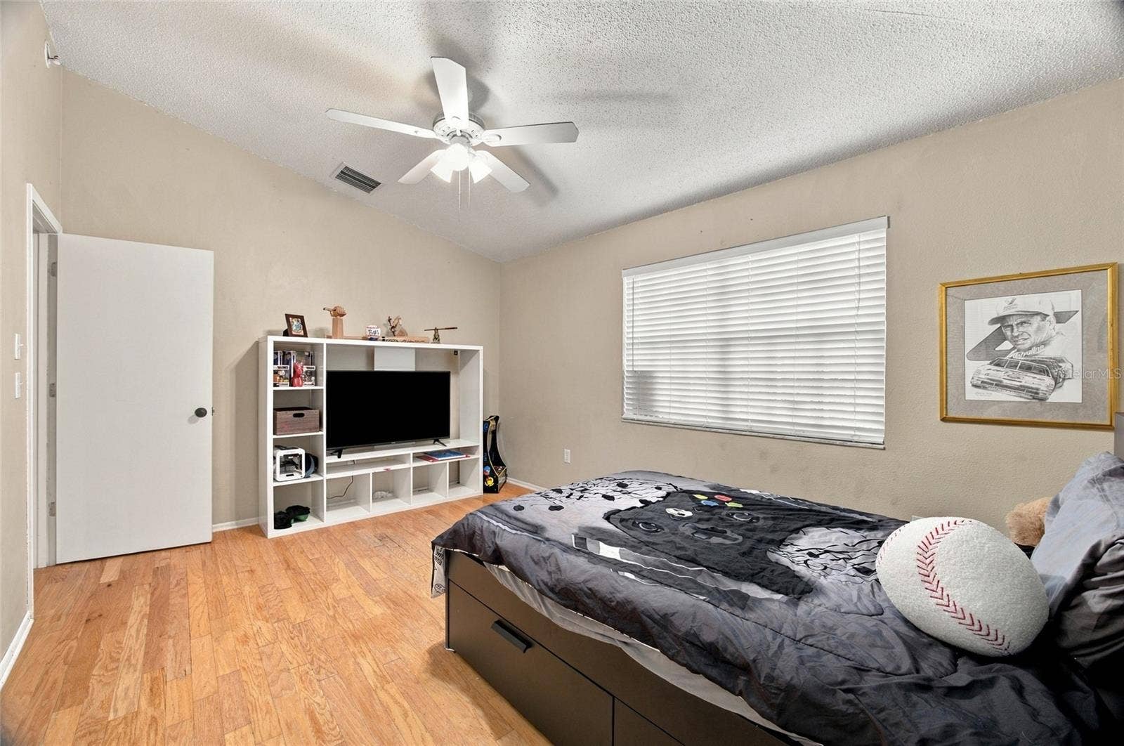18509 BITTERN AVENUE, Lutz, FL 33558