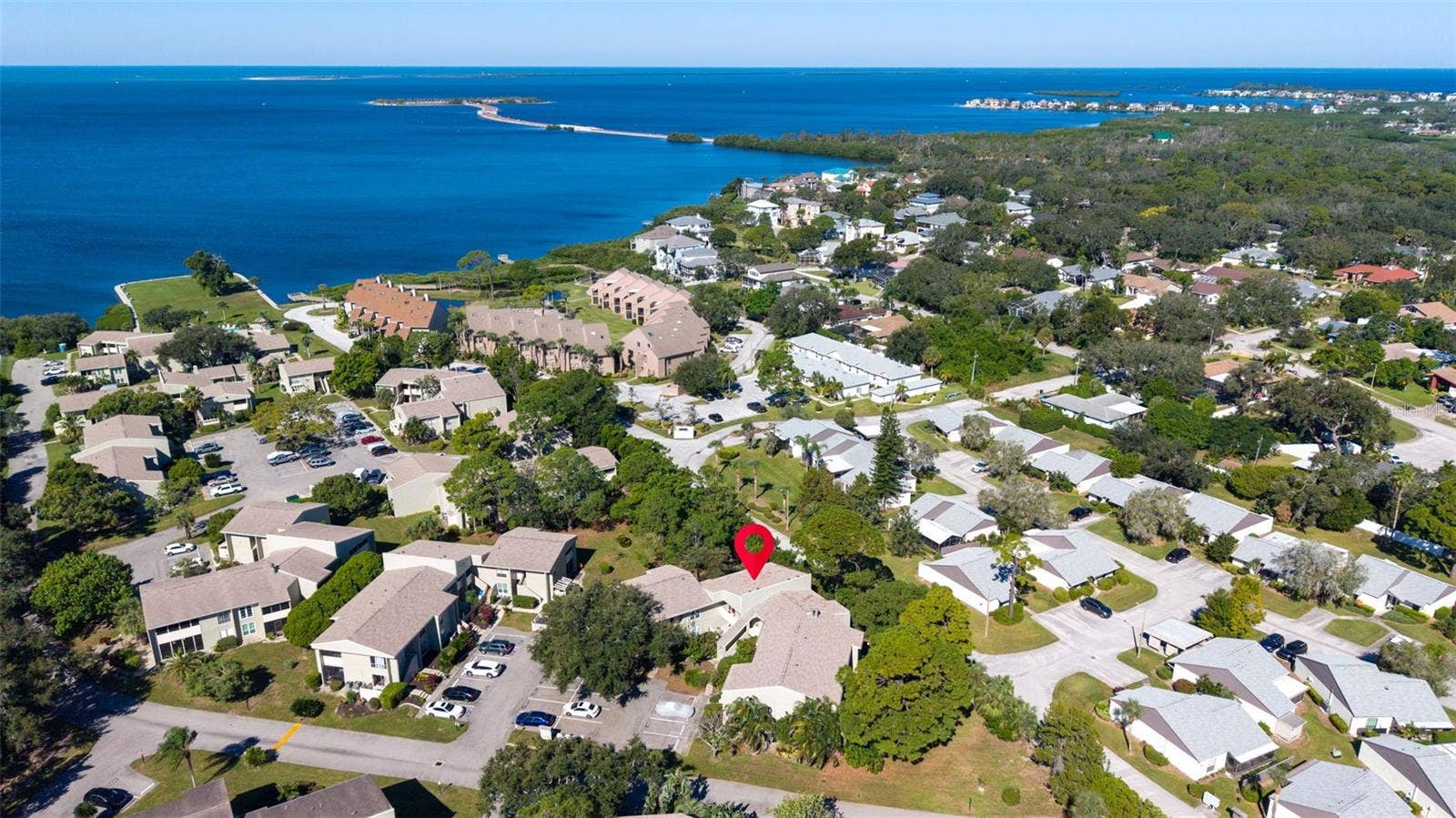 503 WINDRUSH BAY DRIVE, Tarpon Springs, FL 34689 503 WINDRUSH BAY DRIVE, Tarpon Springs, FL 34689