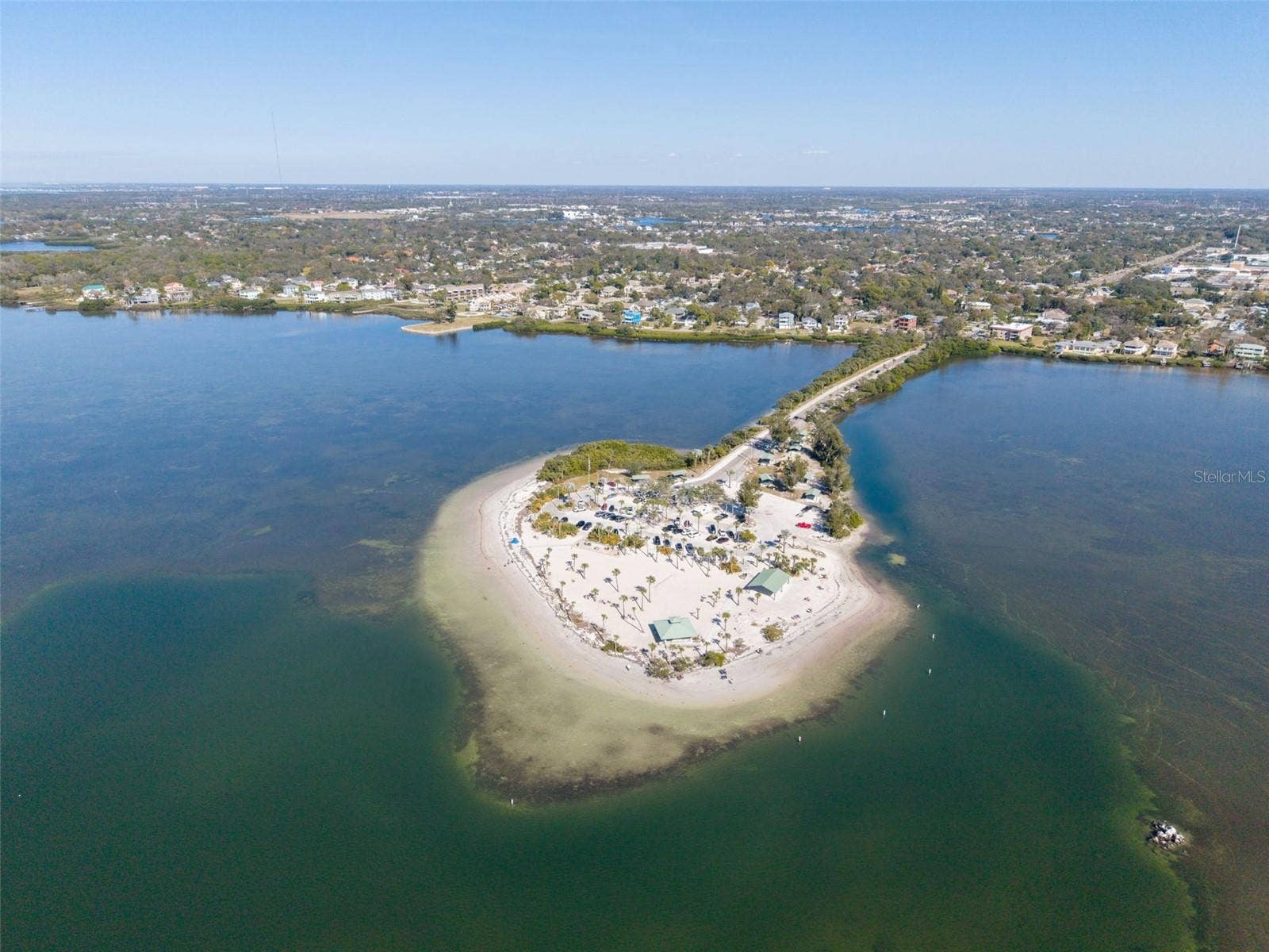 503 WINDRUSH BAY DRIVE, Tarpon Springs, FL 34689 503 WINDRUSH BAY DRIVE, Tarpon Springs, FL 34689