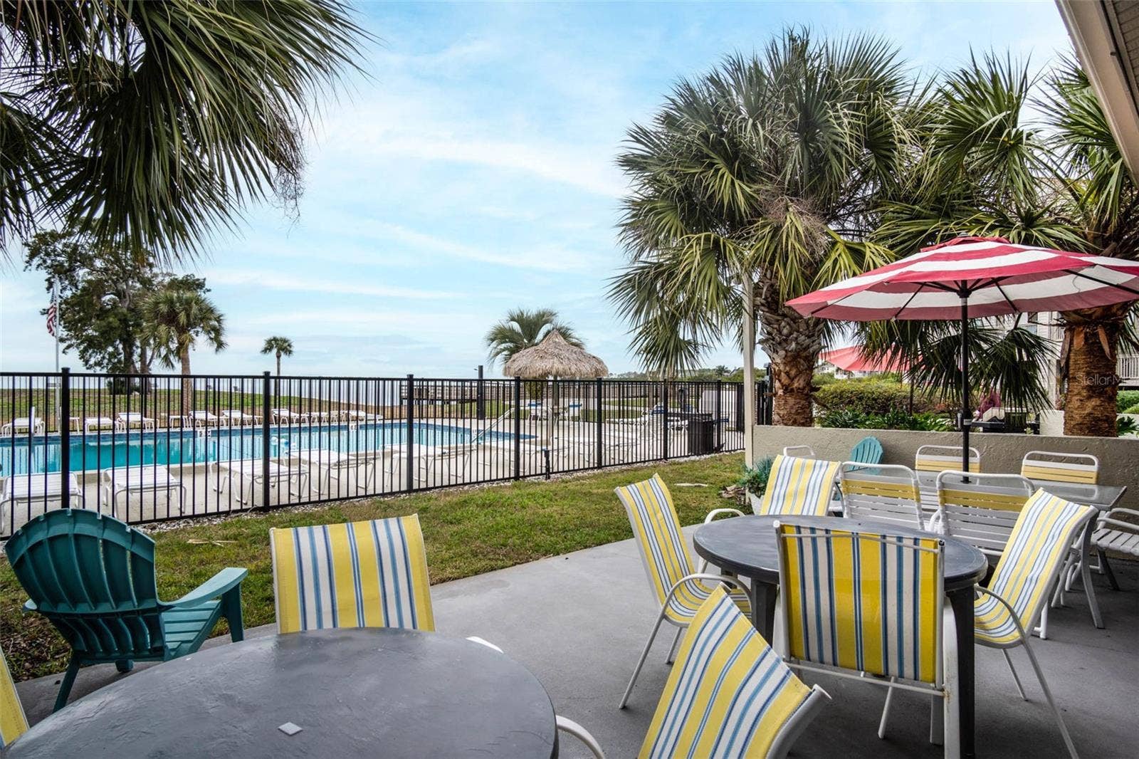 503 WINDRUSH BAY DRIVE, Tarpon Springs, FL 34689 503 WINDRUSH BAY DRIVE, Tarpon Springs, FL 34689