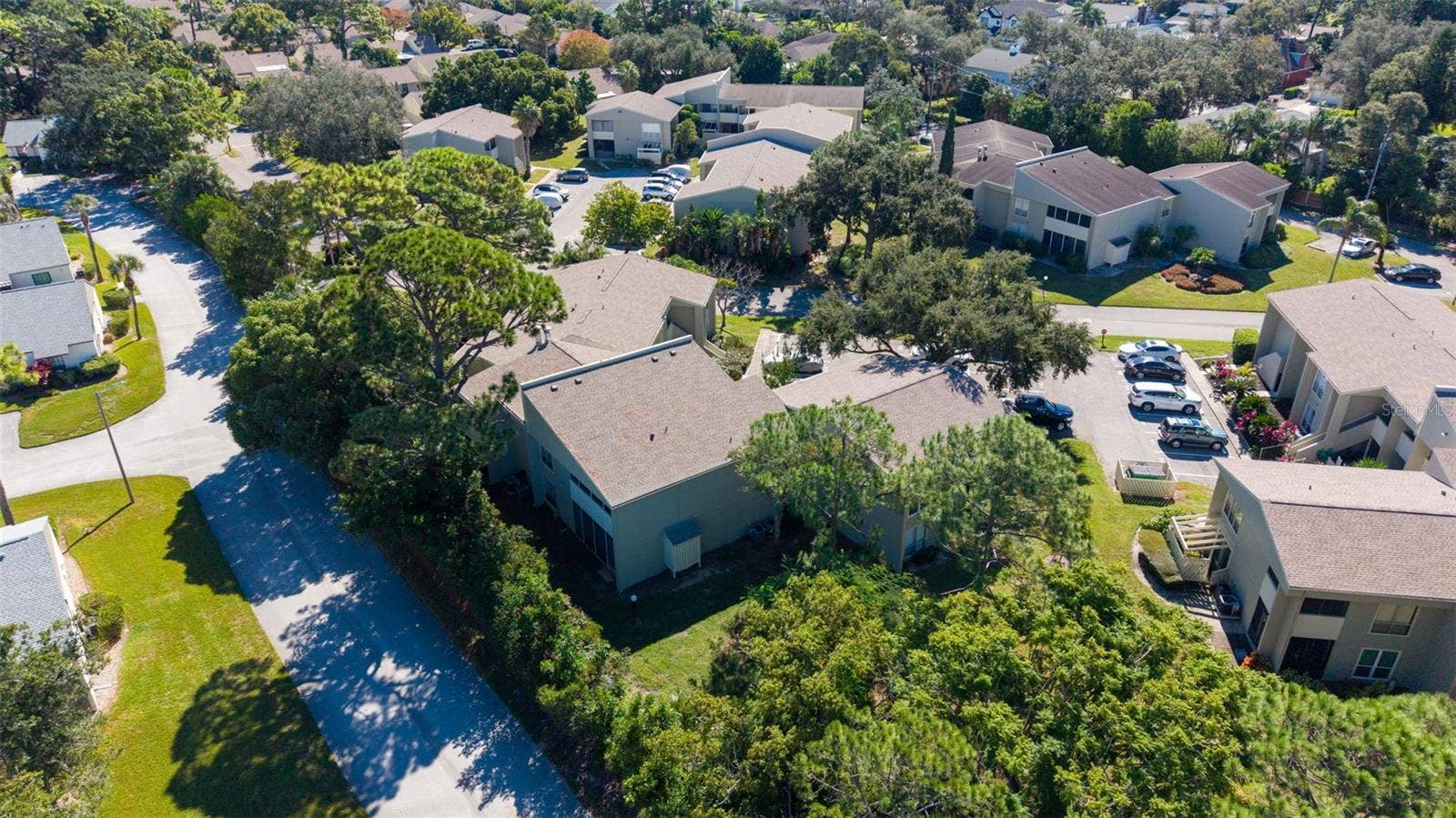 503 WINDRUSH BAY DRIVE, Tarpon Springs, FL 34689 503 WINDRUSH BAY DRIVE, Tarpon Springs, FL 34689
