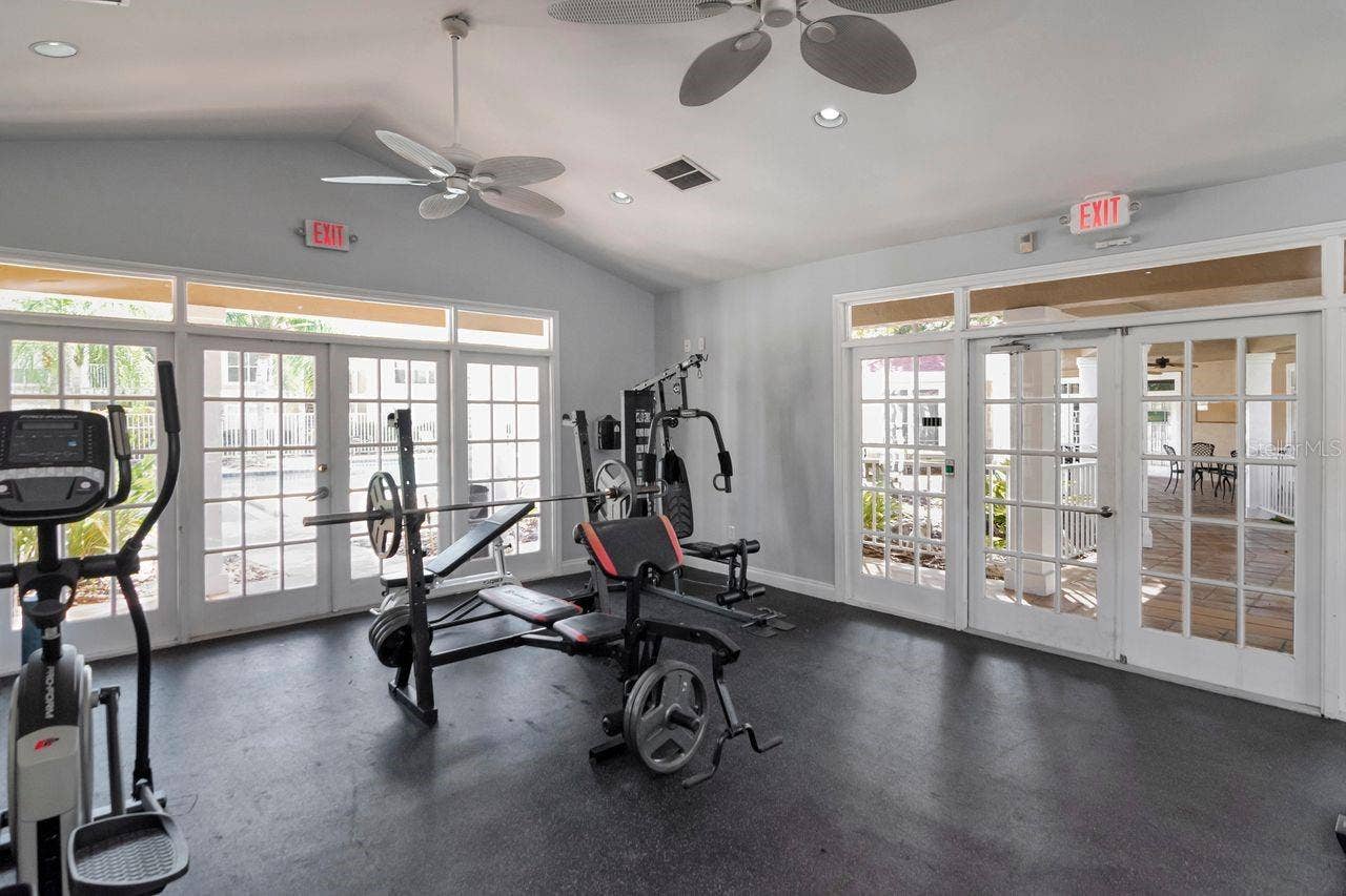 9481 HIGHLAND OAK DR., #514, Tampa, FL 33647 9481 HIGHLAND OAK DR., #514, Tampa, FL 33647