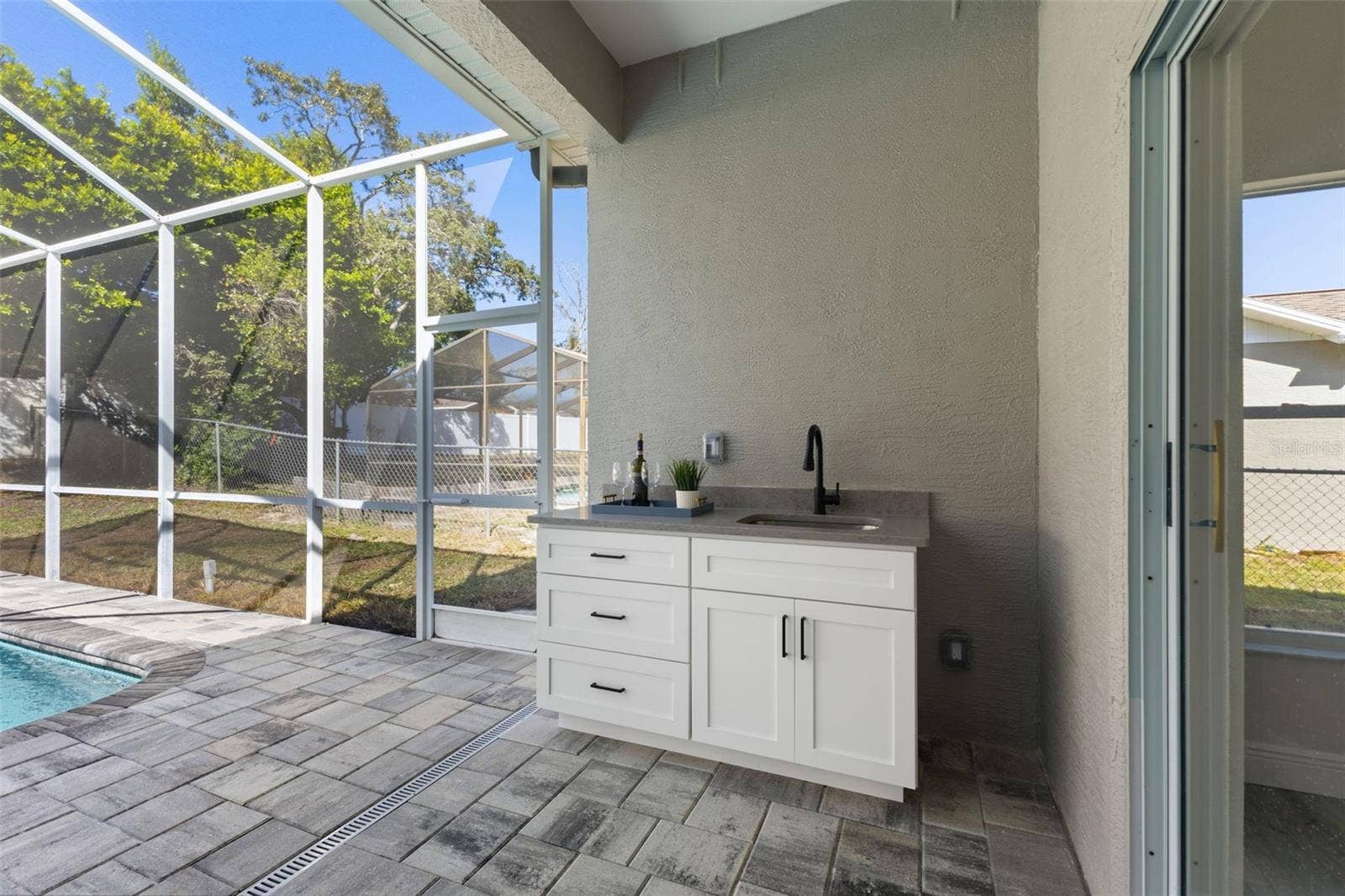 1379 HENRY AVENUE, Spring Hill, FL 34608 1379 HENRY AVENUE, Spring Hill, FL 34608