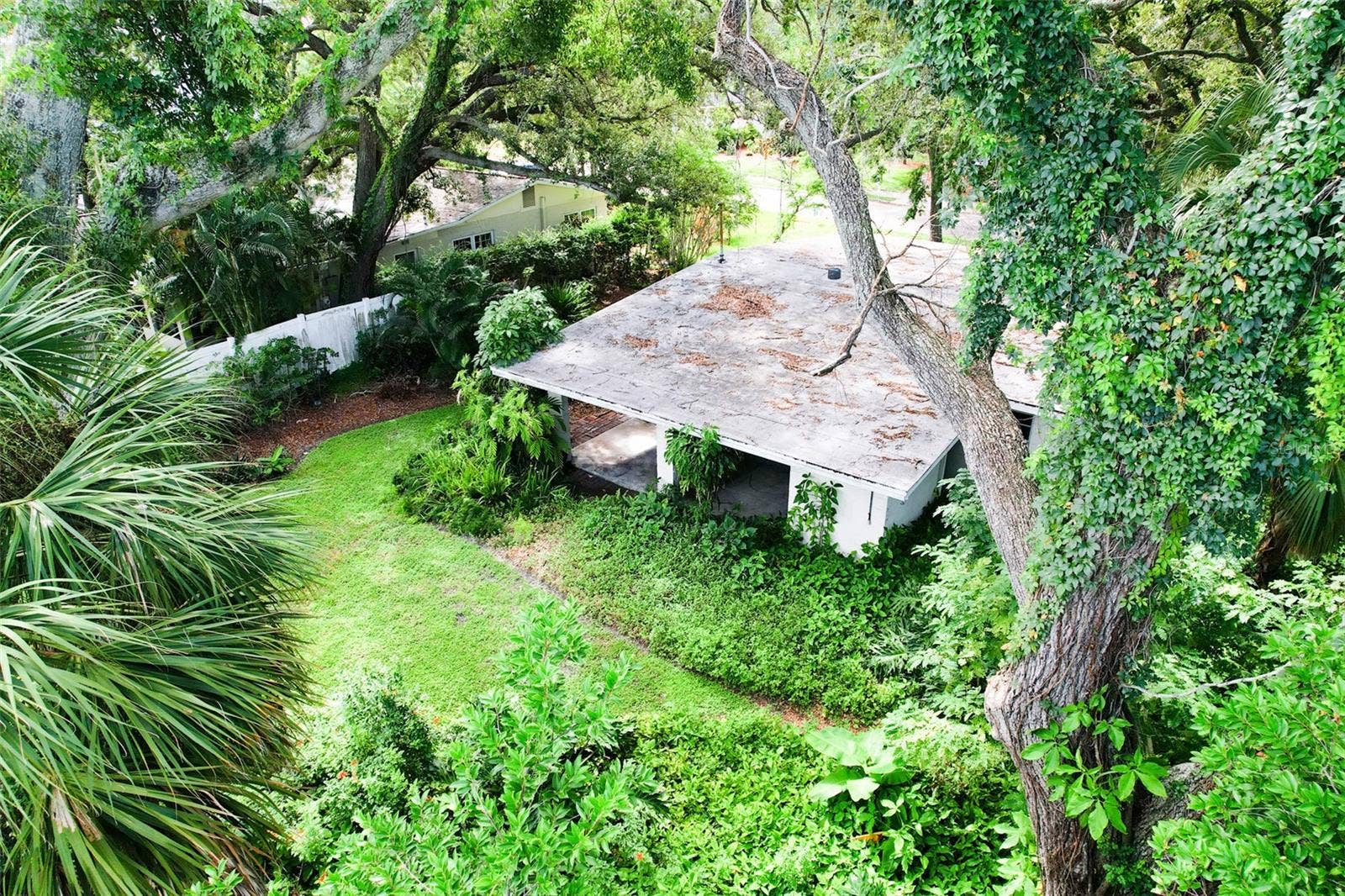 4713 W LEONA STREET, Tampa, FL 33629 4713 W LEONA STREET, Tampa, FL 33629