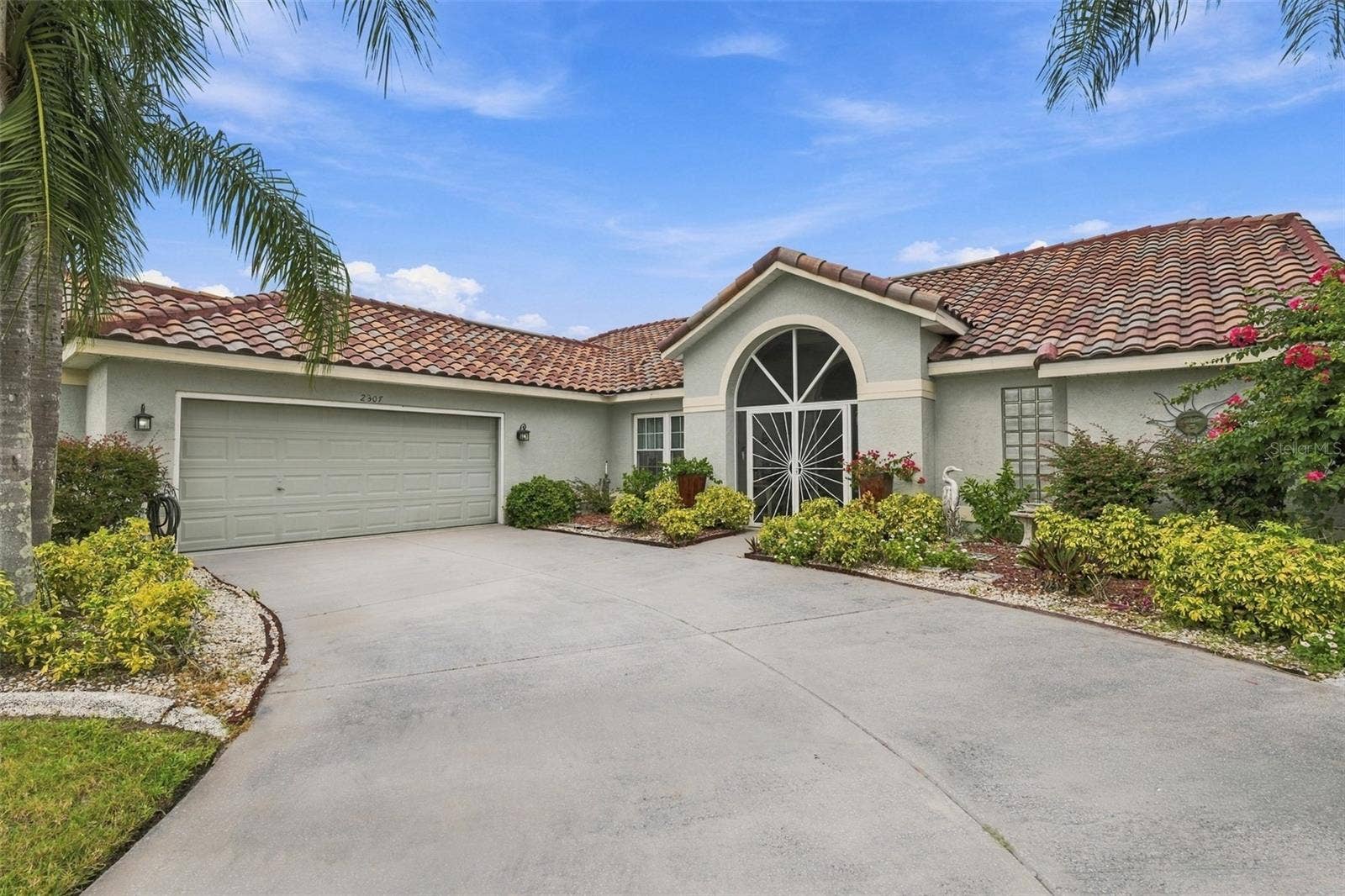 2307 PLATINUM DRIVE, Sun City Center, FL 33573 2307 PLATINUM DRIVE, Sun City Center, FL 33573