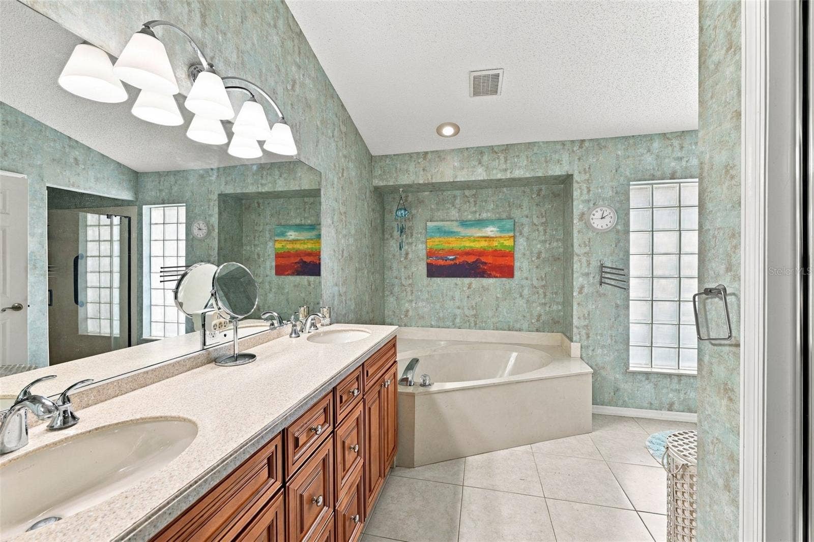 2307 PLATINUM DRIVE, Sun City Center, FL 33573 2307 PLATINUM DRIVE, Sun City Center, FL 33573