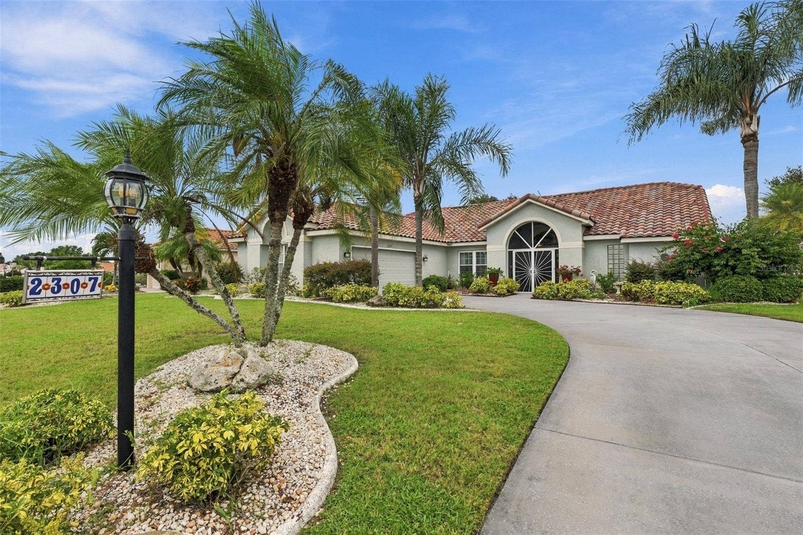 2307 PLATINUM DRIVE, Sun City Center, FL 33573 2307 PLATINUM DRIVE, Sun City Center, FL 33573