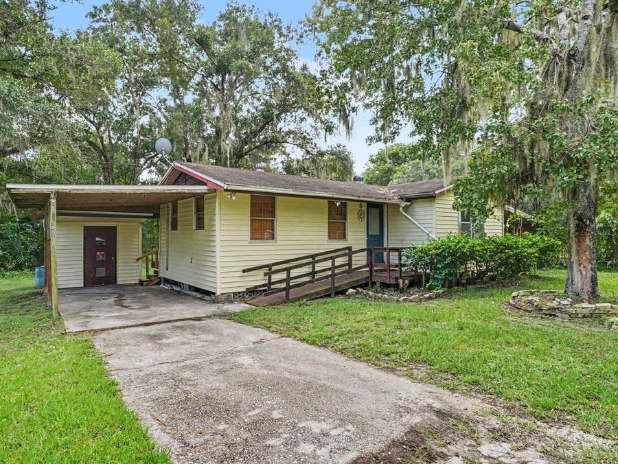 Property photo for 3015 STRAWBERRY LANE, Lakeland, FL
