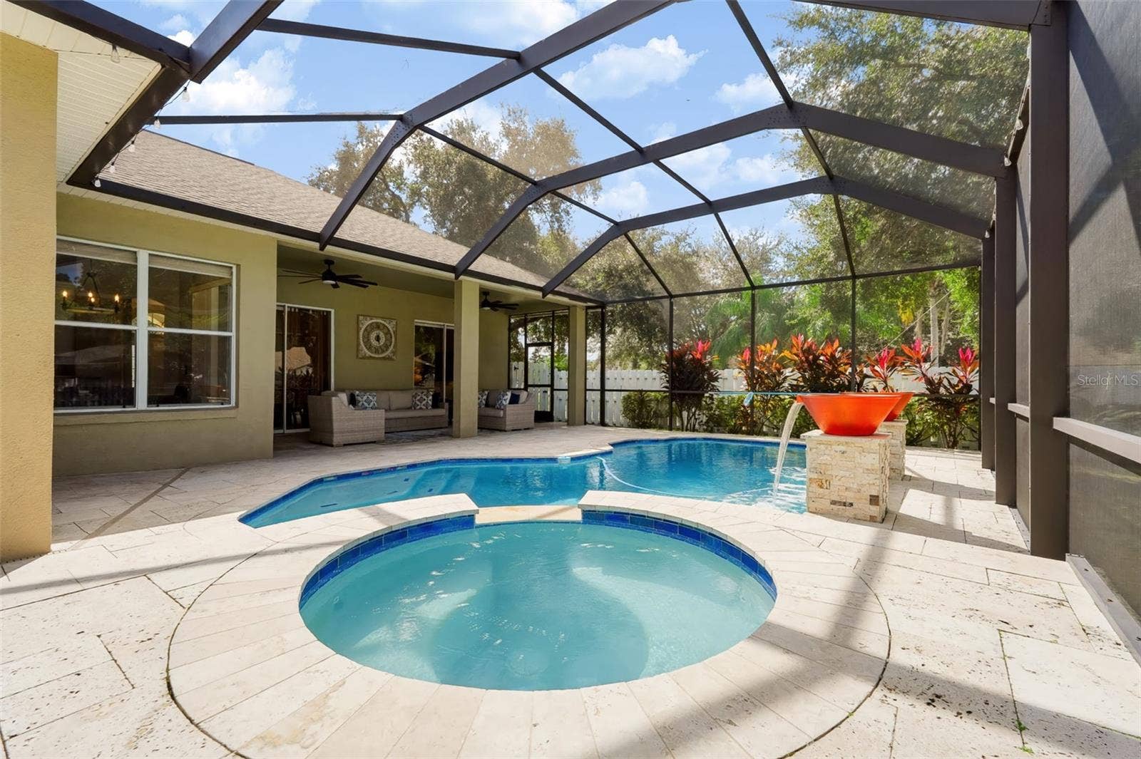 12541 LEATHERLEAF DRIVE, Tampa, FL 33626 12541 LEATHERLEAF DRIVE, Tampa, FL 33626