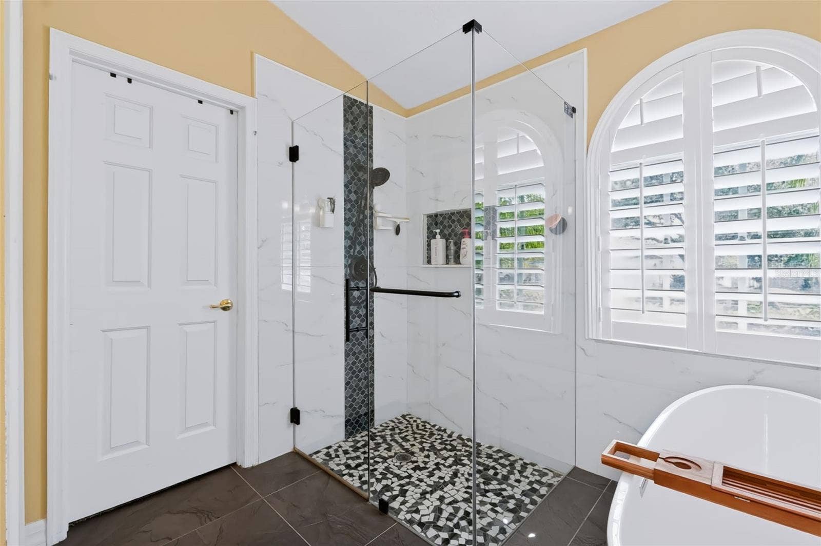 12541 LEATHERLEAF DRIVE, Tampa, FL 33626 12541 LEATHERLEAF DRIVE, Tampa, FL 33626