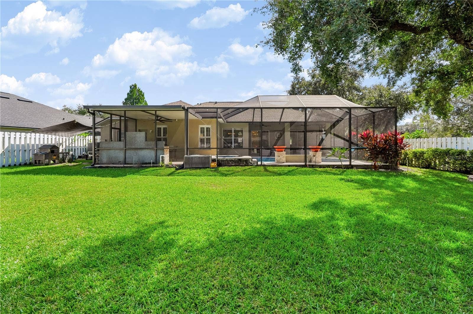 12541 LEATHERLEAF DRIVE, Tampa, FL 33626 12541 LEATHERLEAF DRIVE, Tampa, FL 33626