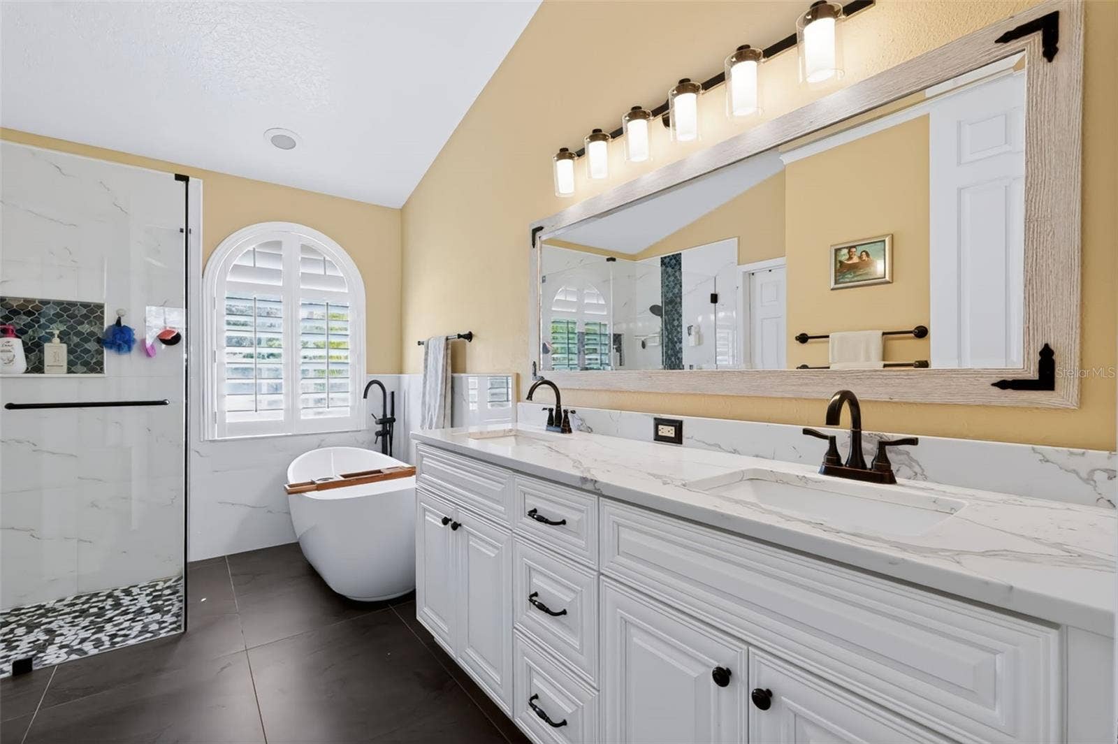 12541 LEATHERLEAF DRIVE, Tampa, FL 33626 12541 LEATHERLEAF DRIVE, Tampa, FL 33626
