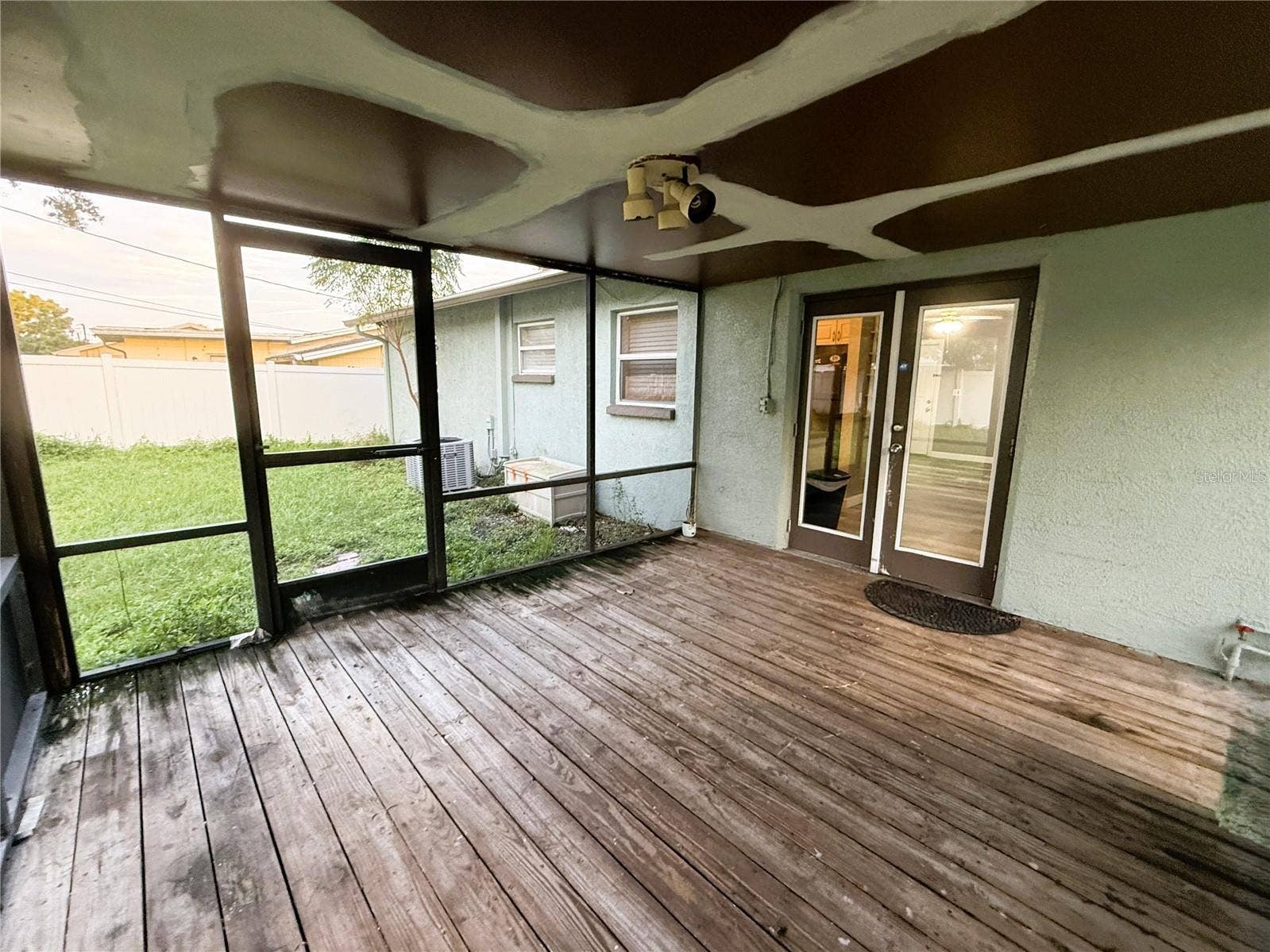 11083 VALENCIA AVENUE, Seminole, FL 33772 Screened Rear Porch