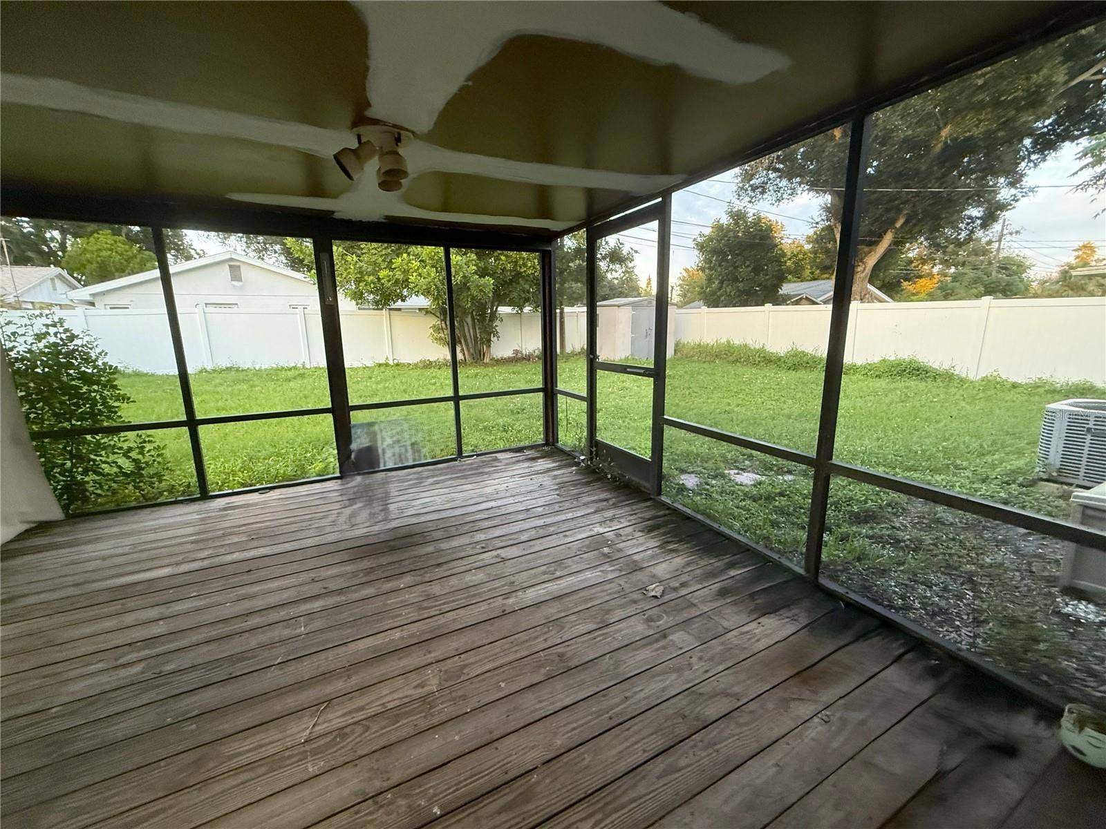 11083 VALENCIA AVENUE, Seminole, FL 33772 Screened Rear Porch