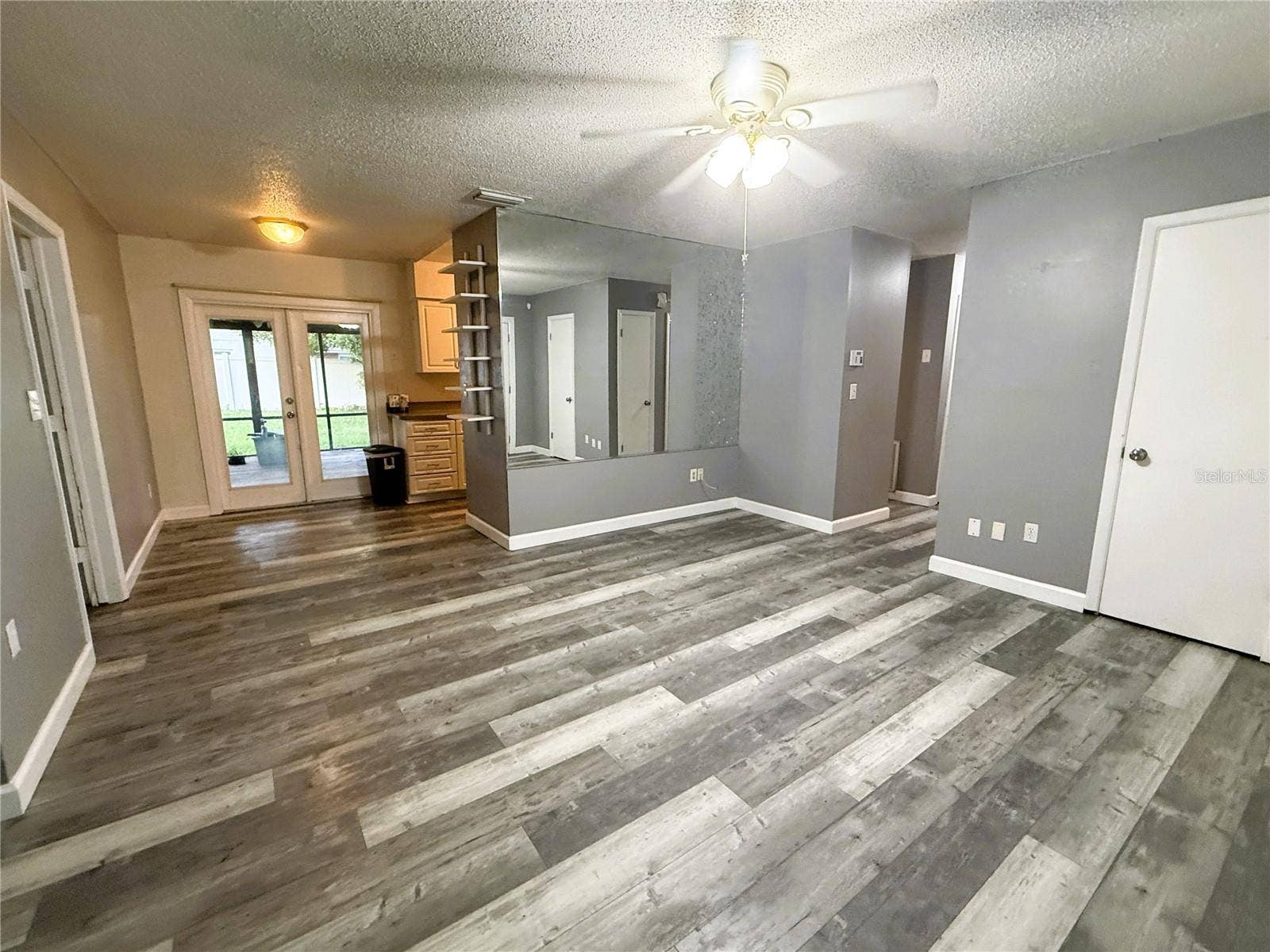 11083 VALENCIA AVENUE, Seminole, FL 33772 Open Living Area
