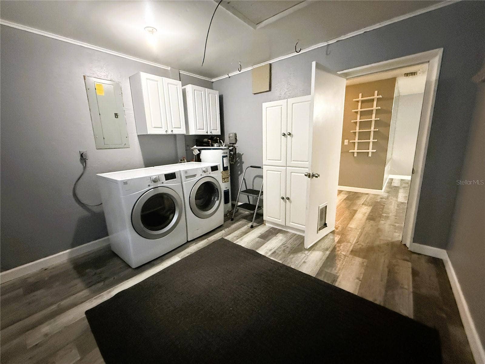 11083 VALENCIA AVENUE, Seminole, FL 33772 Laundry Room