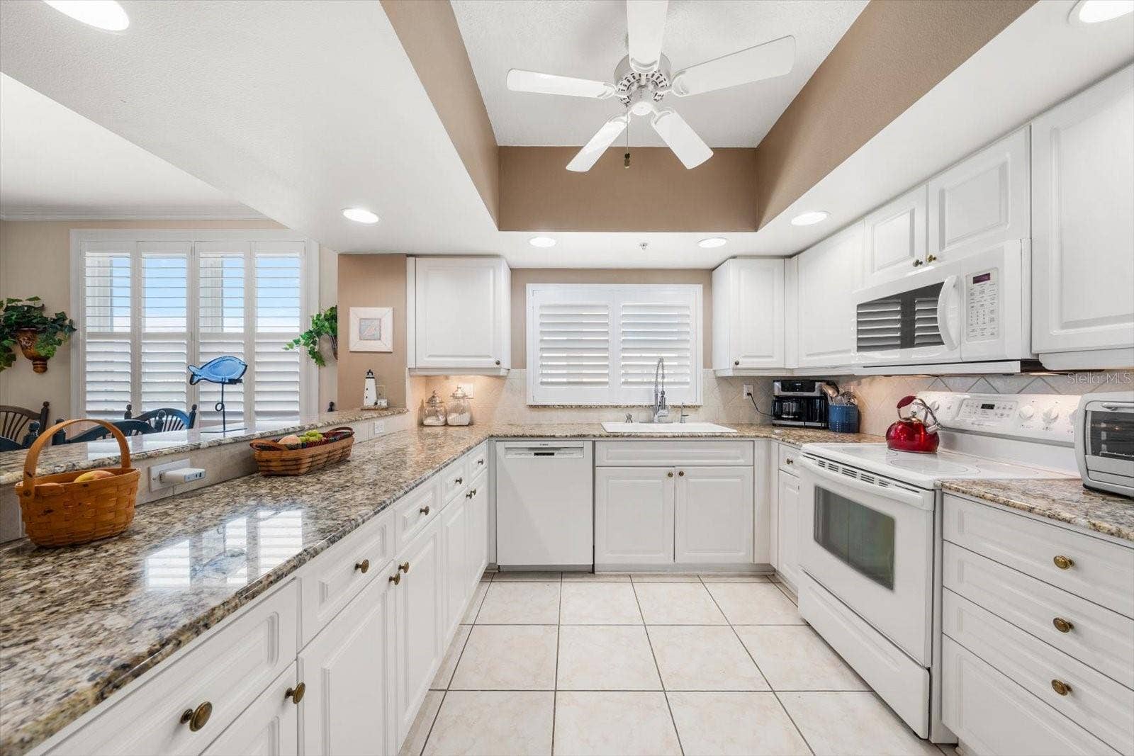 6450 SHORELINE DRIVE, #9506, Seminole, FL 33708