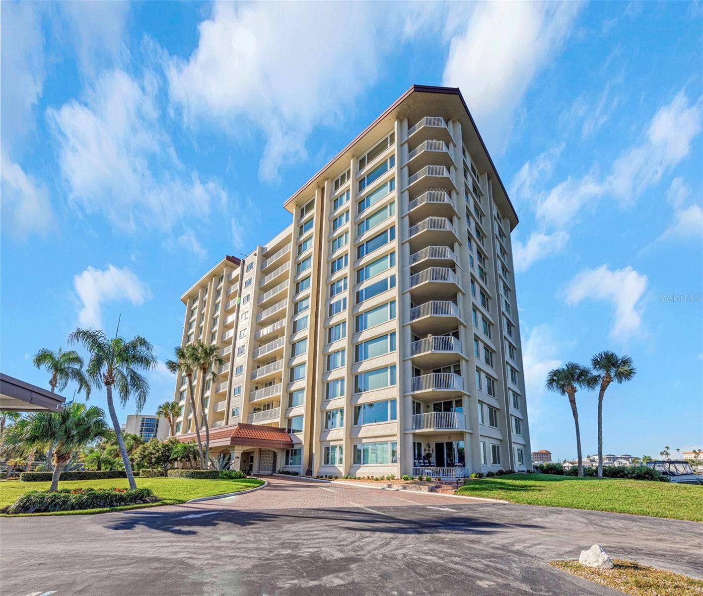 736 ISLAND WAY, #601, Clearwater, FL 33767 736 ISLAND WAY, #601, Clearwater, FL 33767