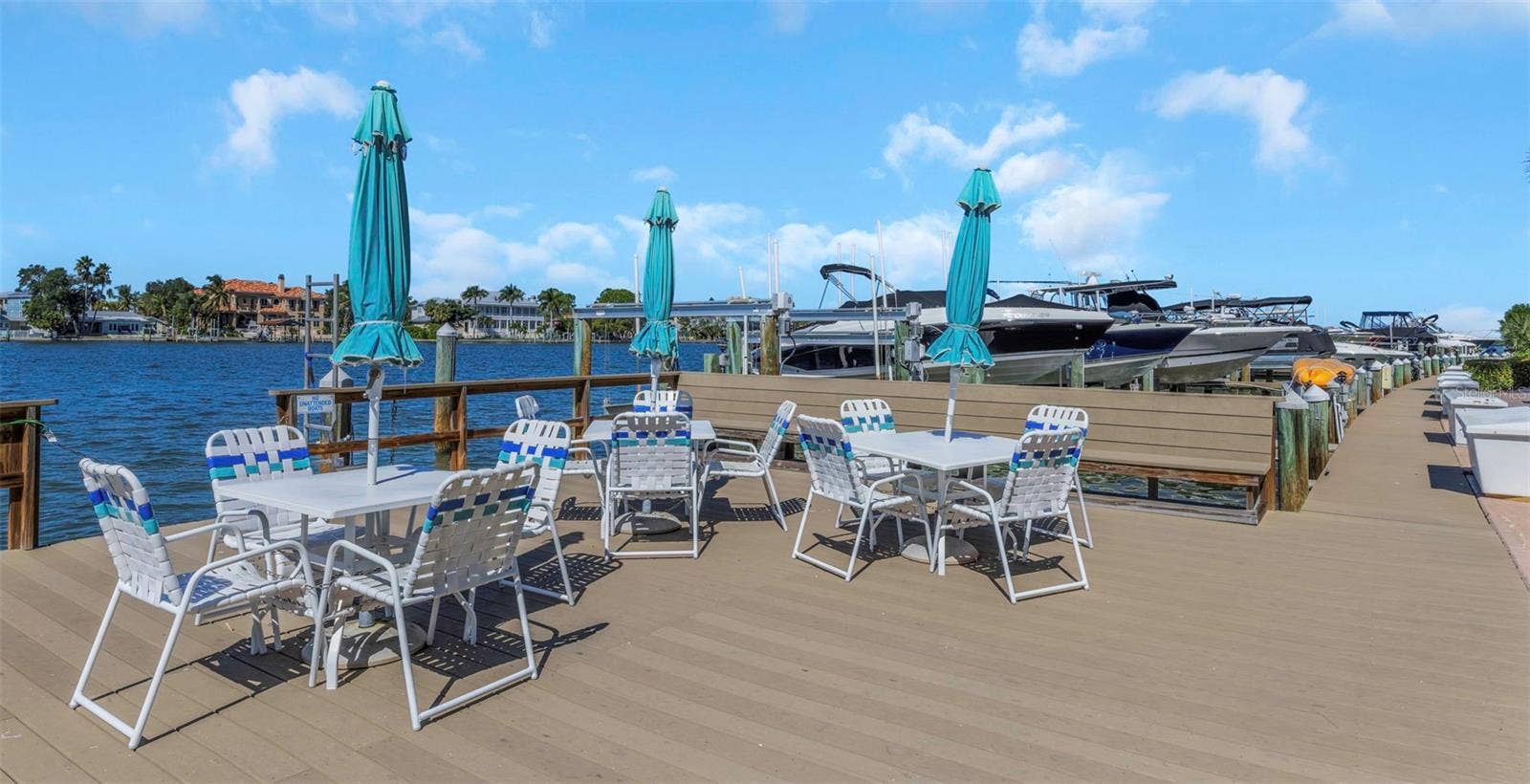 736 ISLAND WAY, #601, Clearwater, FL 33767 736 ISLAND WAY, #601, Clearwater, FL 33767