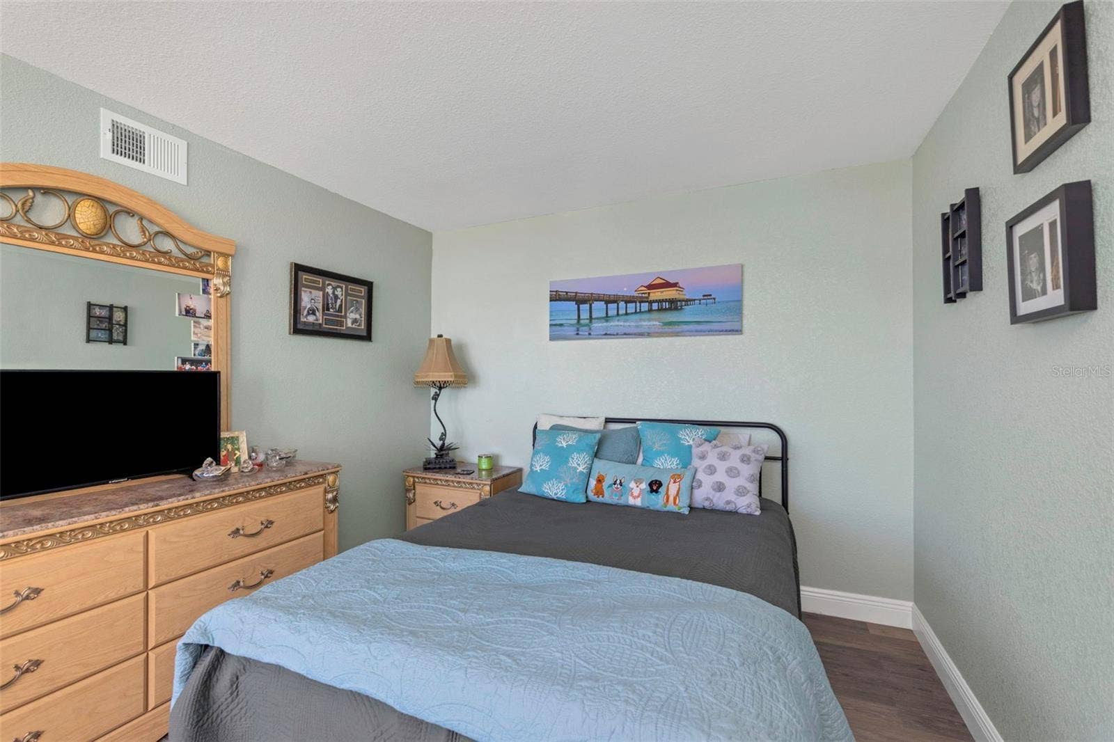 736 ISLAND WAY, #601, Clearwater, FL 33767 736 ISLAND WAY, #601, Clearwater, FL 33767