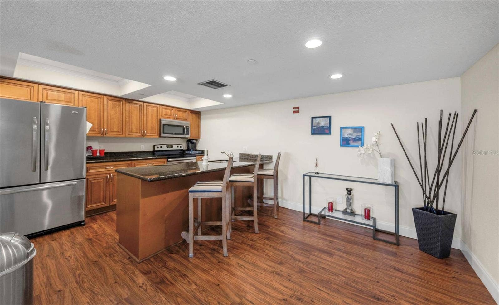 736 ISLAND WAY, #601, Clearwater, FL 33767 736 ISLAND WAY, #601, Clearwater, FL 33767