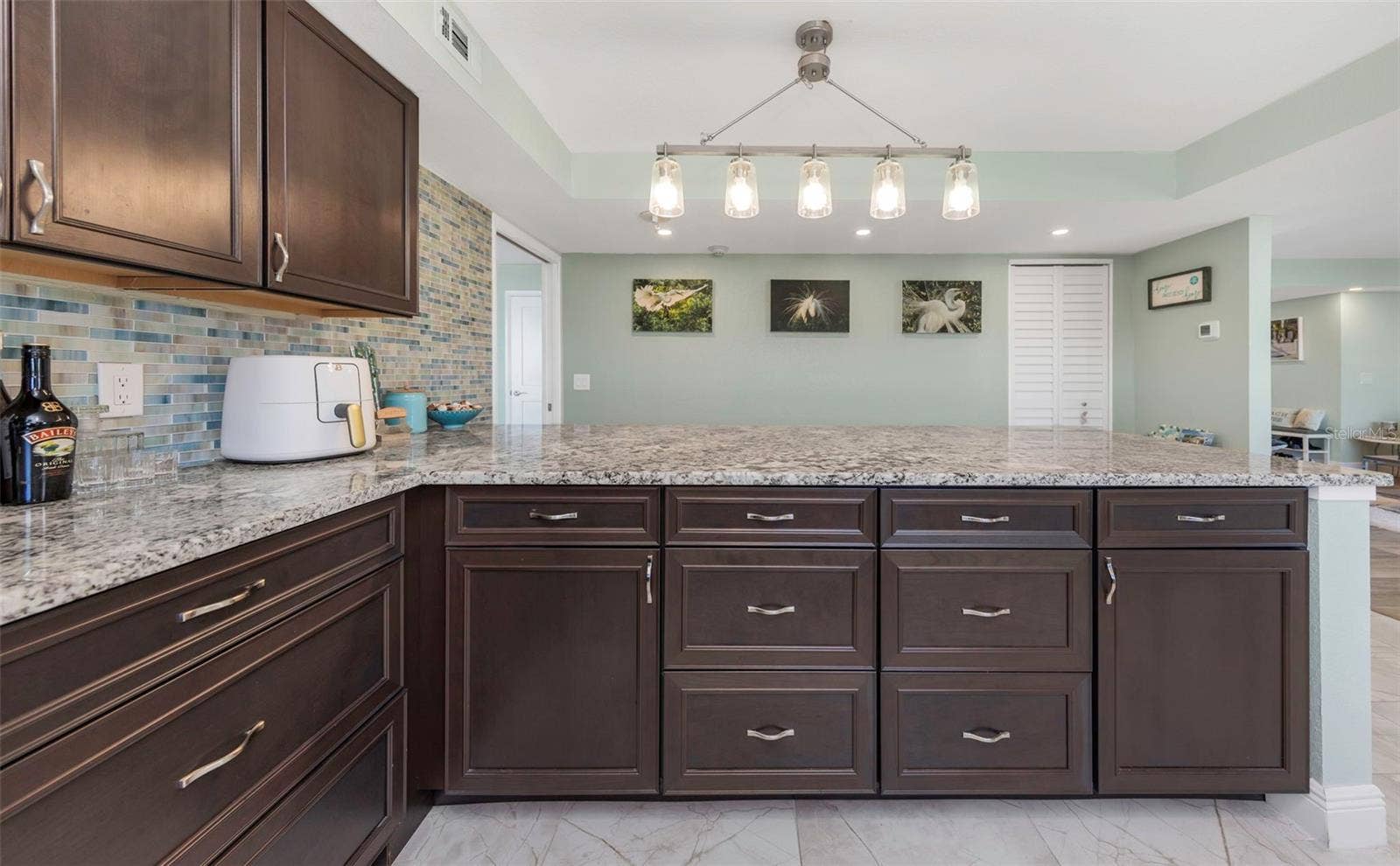 736 ISLAND WAY, #601, Clearwater, FL 33767 736 ISLAND WAY, #601, Clearwater, FL 33767