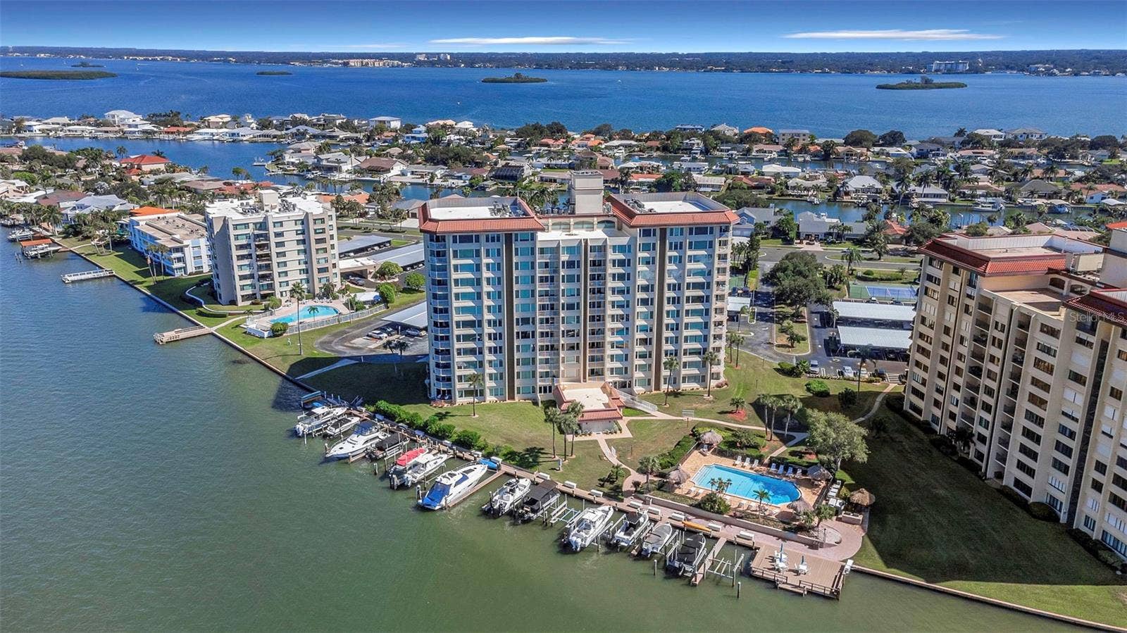 736 ISLAND WAY, #601, Clearwater, FL 33767 736 ISLAND WAY, #601, Clearwater, FL 33767