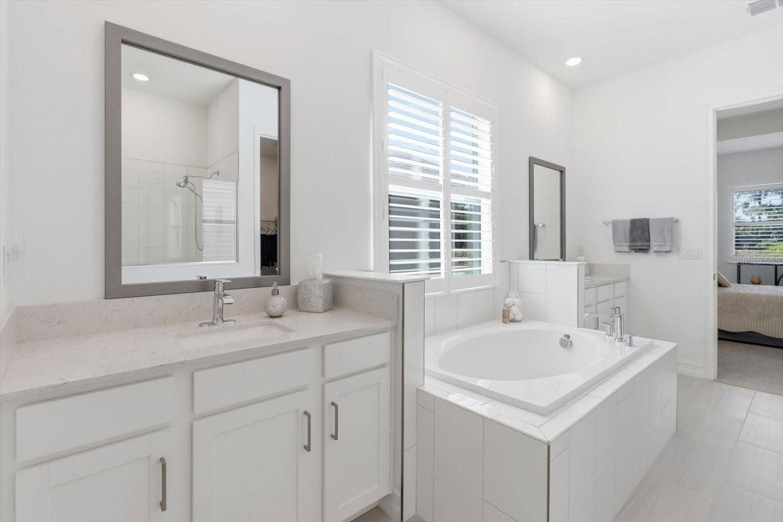 5145 SOUTHERN VALLEY LOOP, Brooksville, FL 34601 Primary Bath