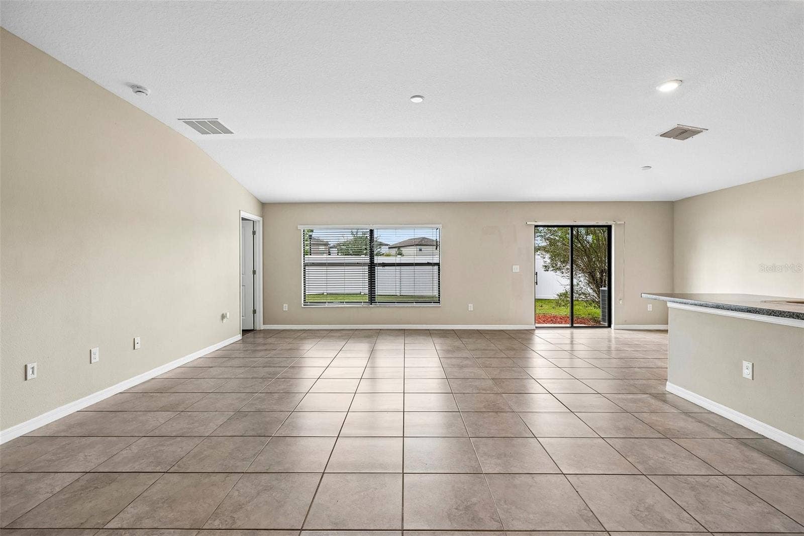 4103 GLOBE THISTLE DRIVE, Tampa, FL 33619 4103 GLOBE THISTLE DRIVE, Tampa, FL 33619