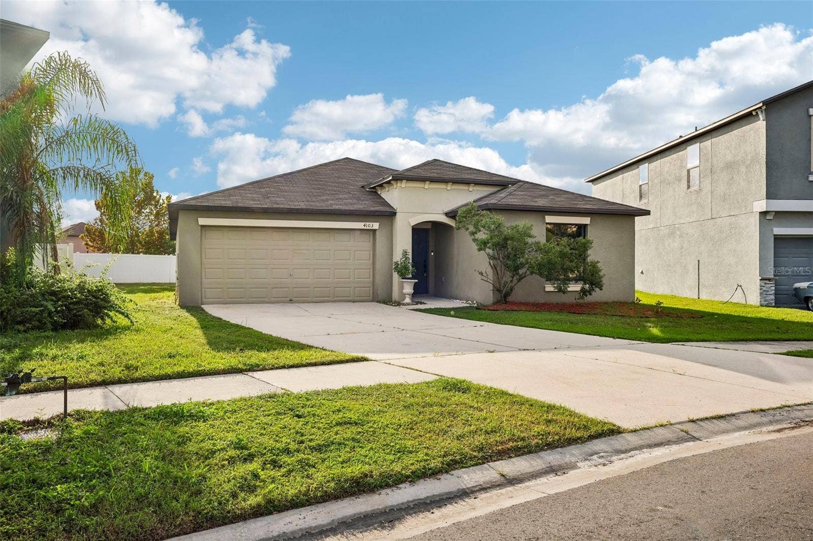 4103 GLOBE THISTLE DRIVE, Tampa, FL 33619 4103 GLOBE THISTLE DRIVE, Tampa, FL 33619
