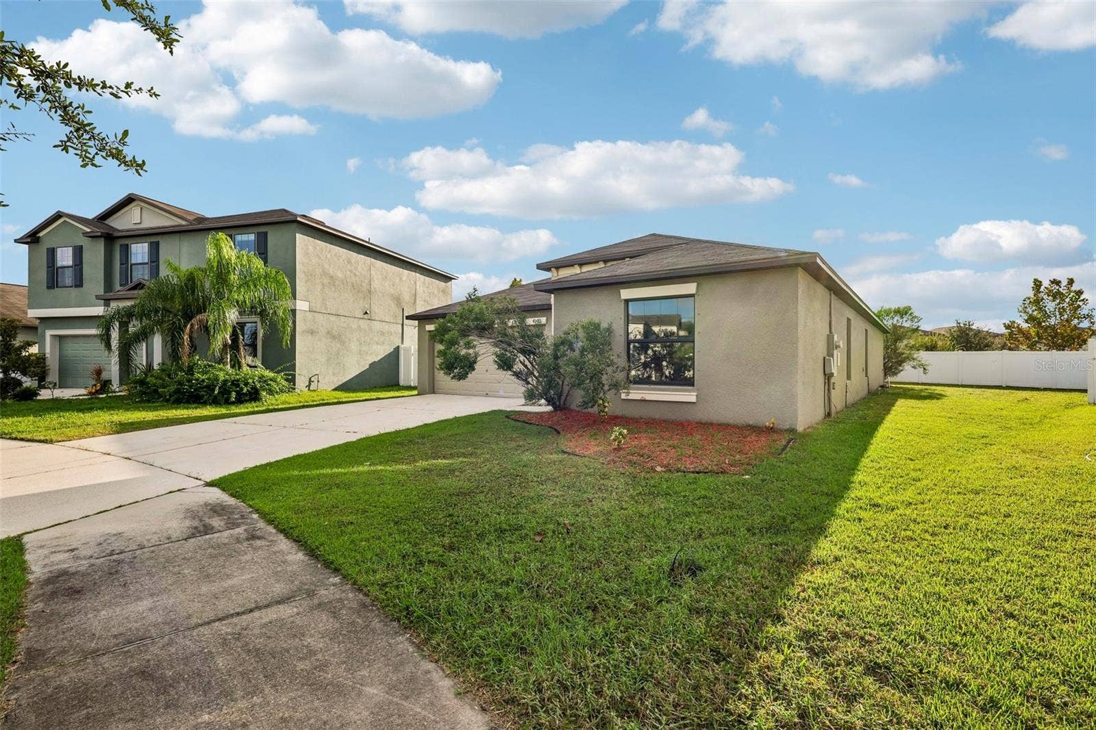 4103 GLOBE THISTLE DRIVE, Tampa, FL 33619 4103 GLOBE THISTLE DRIVE, Tampa, FL 33619