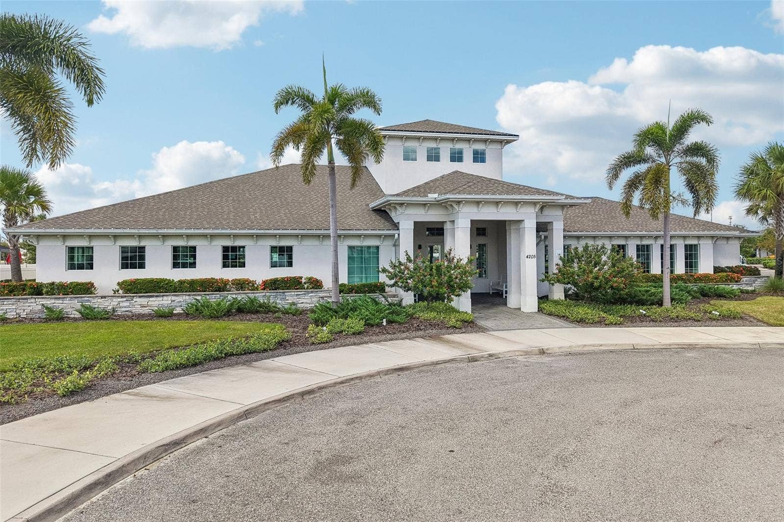 4103 GLOBE THISTLE DRIVE, Tampa, FL 33619 4103 GLOBE THISTLE DRIVE, Tampa, FL 33619