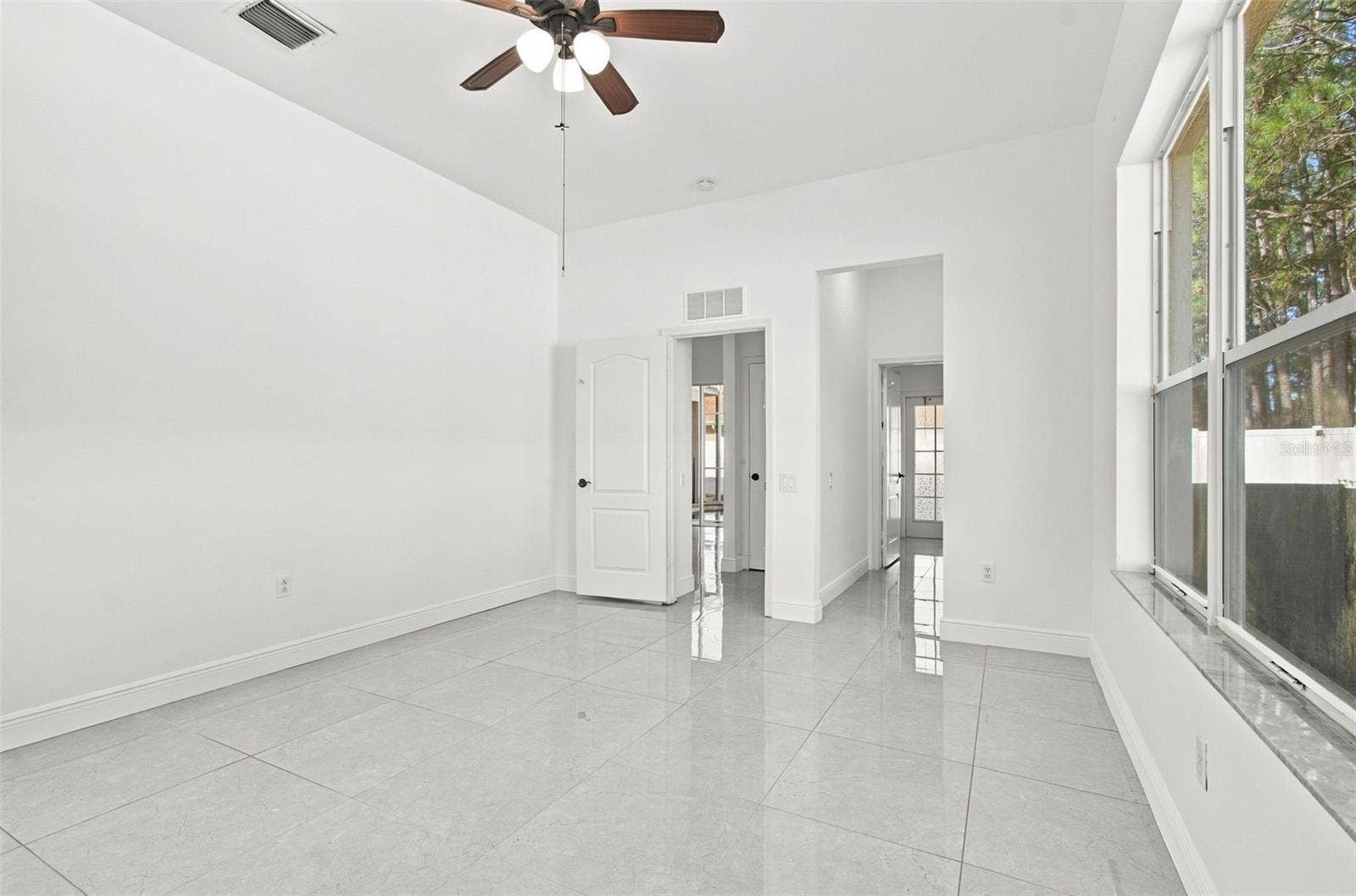 20827 WOODVALE LANE, Land O Lakes, FL 34638