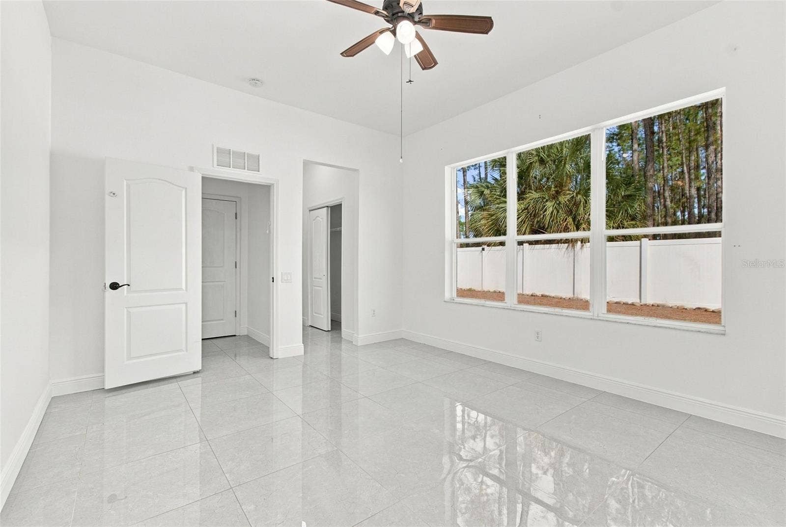 20827 WOODVALE LANE, Land O Lakes, FL 34638