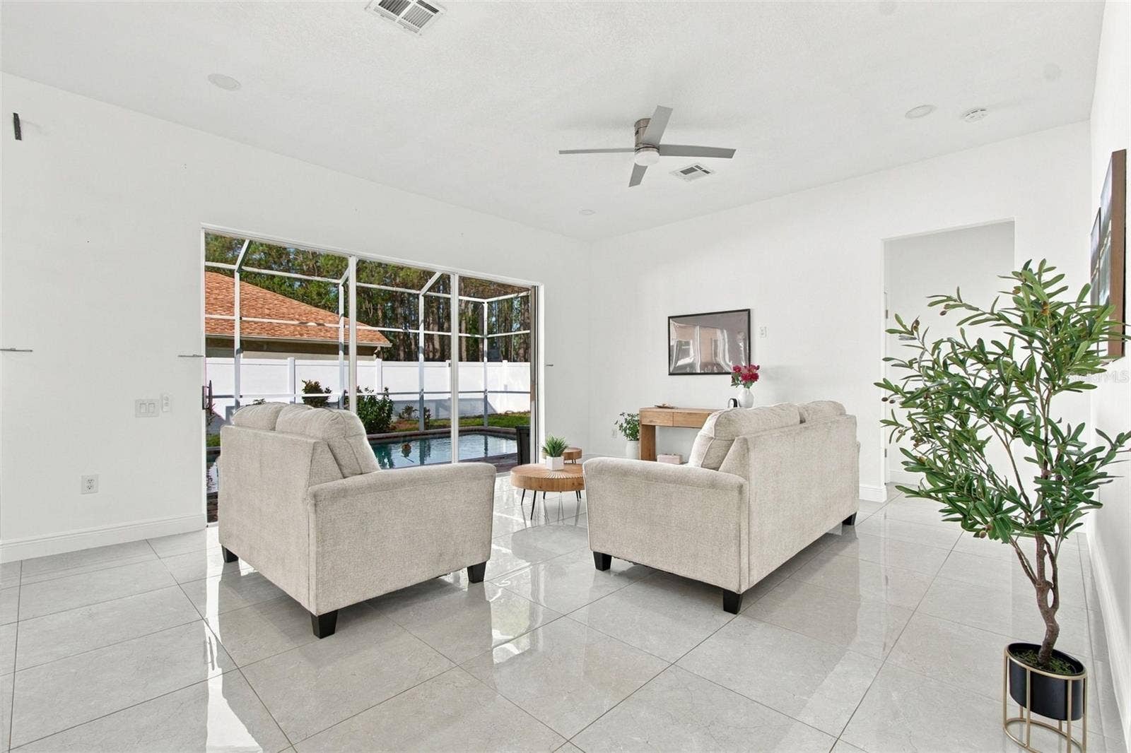 20827 WOODVALE LANE, Land O Lakes, FL 34638