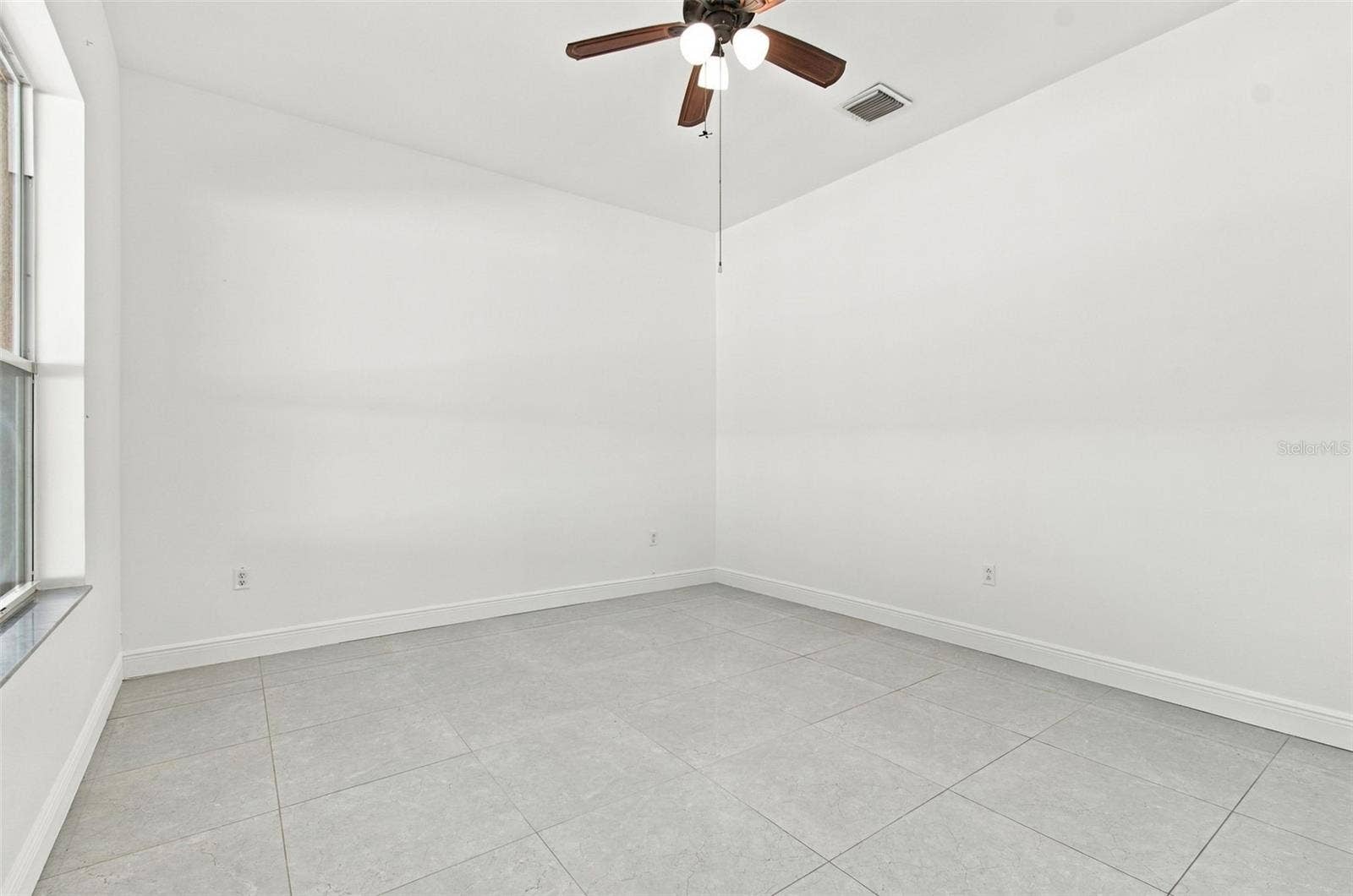 20827 WOODVALE LANE, Land O Lakes, FL 34638
