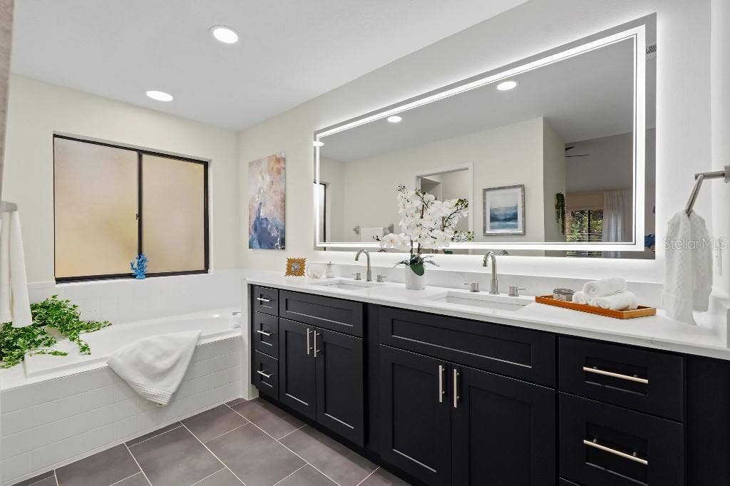 3010 LONGBROOKE WAY, Clearwater, FL 33760 3010 LONGBROOKE WAY, Clearwater, FL 33760