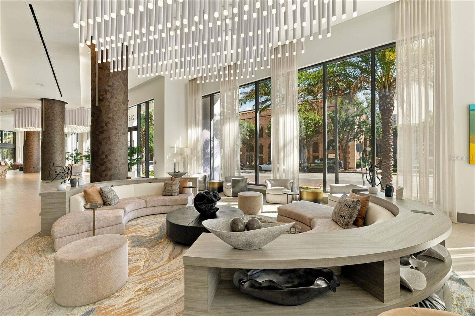 275 1ST AVENUE S, #3606, St Petersburg, FL 33701 Lobby