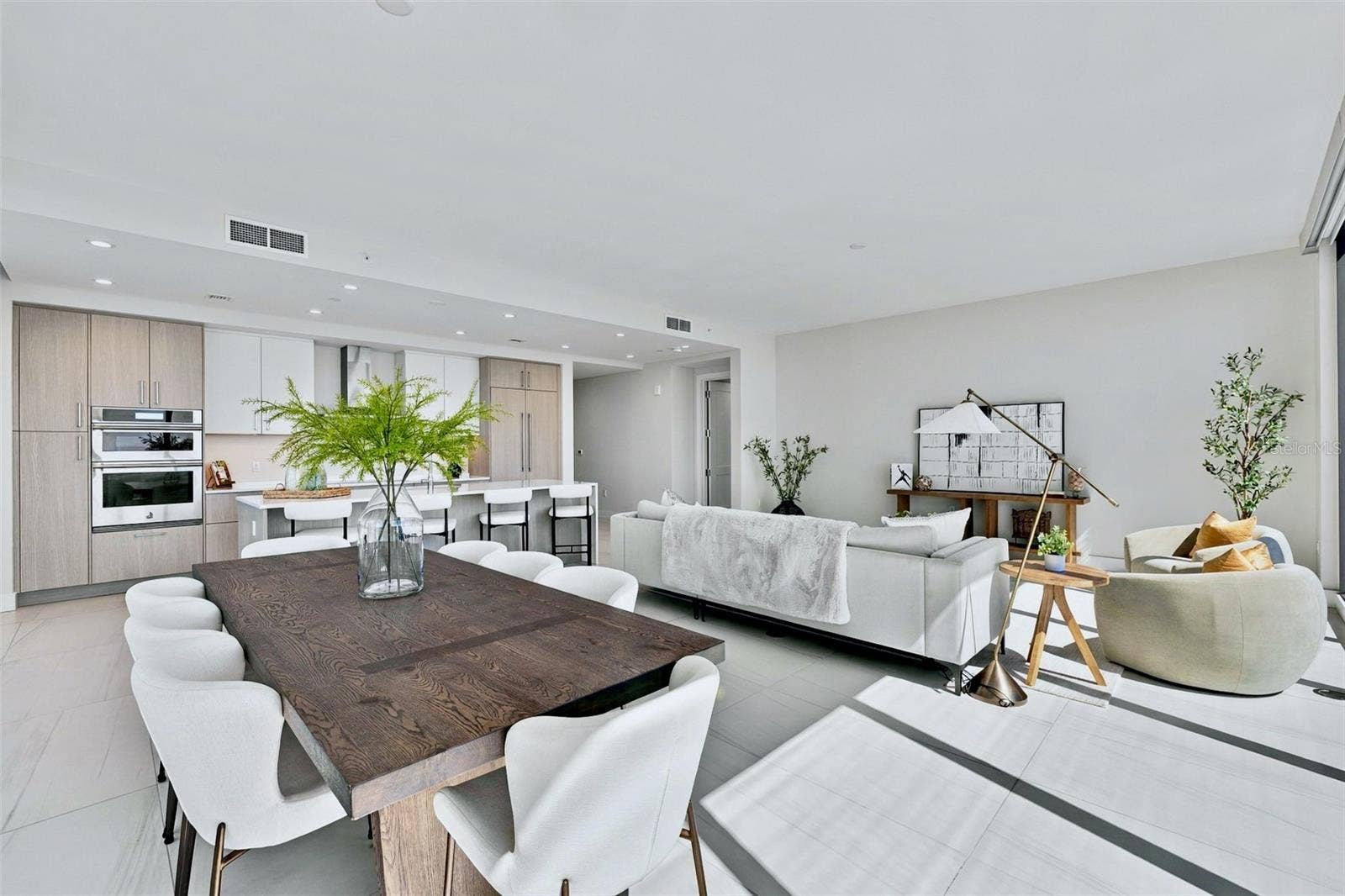 275 1ST AVENUE S, #3606, St Petersburg, FL 33701 275 1ST AVENUE S, #3606, St Petersburg, FL 33701