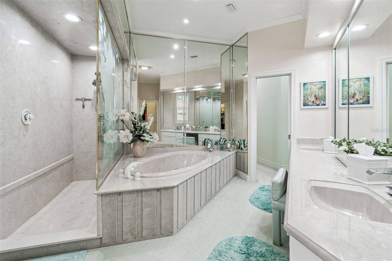 4707 SKIMMER WAY S, St Petersburg, FL 33711 Second Bathroom