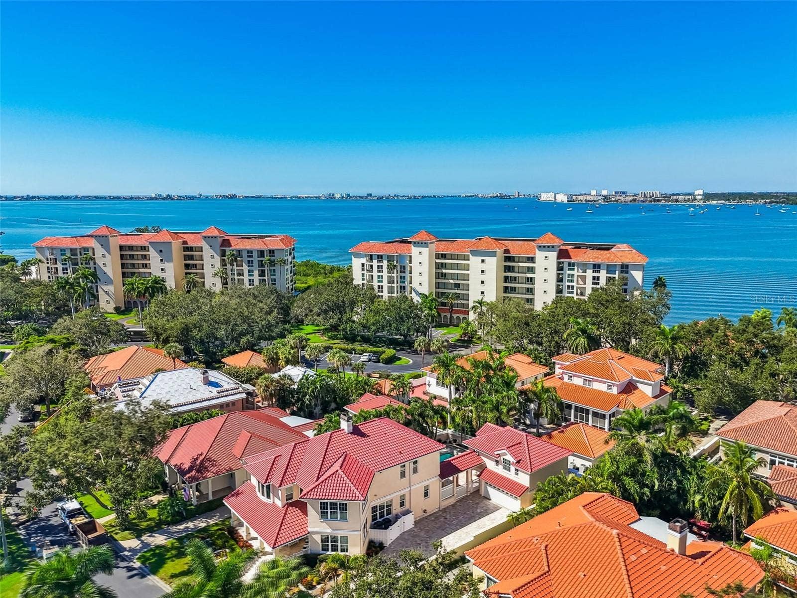 4707 SKIMMER WAY S, St Petersburg, FL 33711 4707 SKIMMER WAY S, St Petersburg, FL 33711