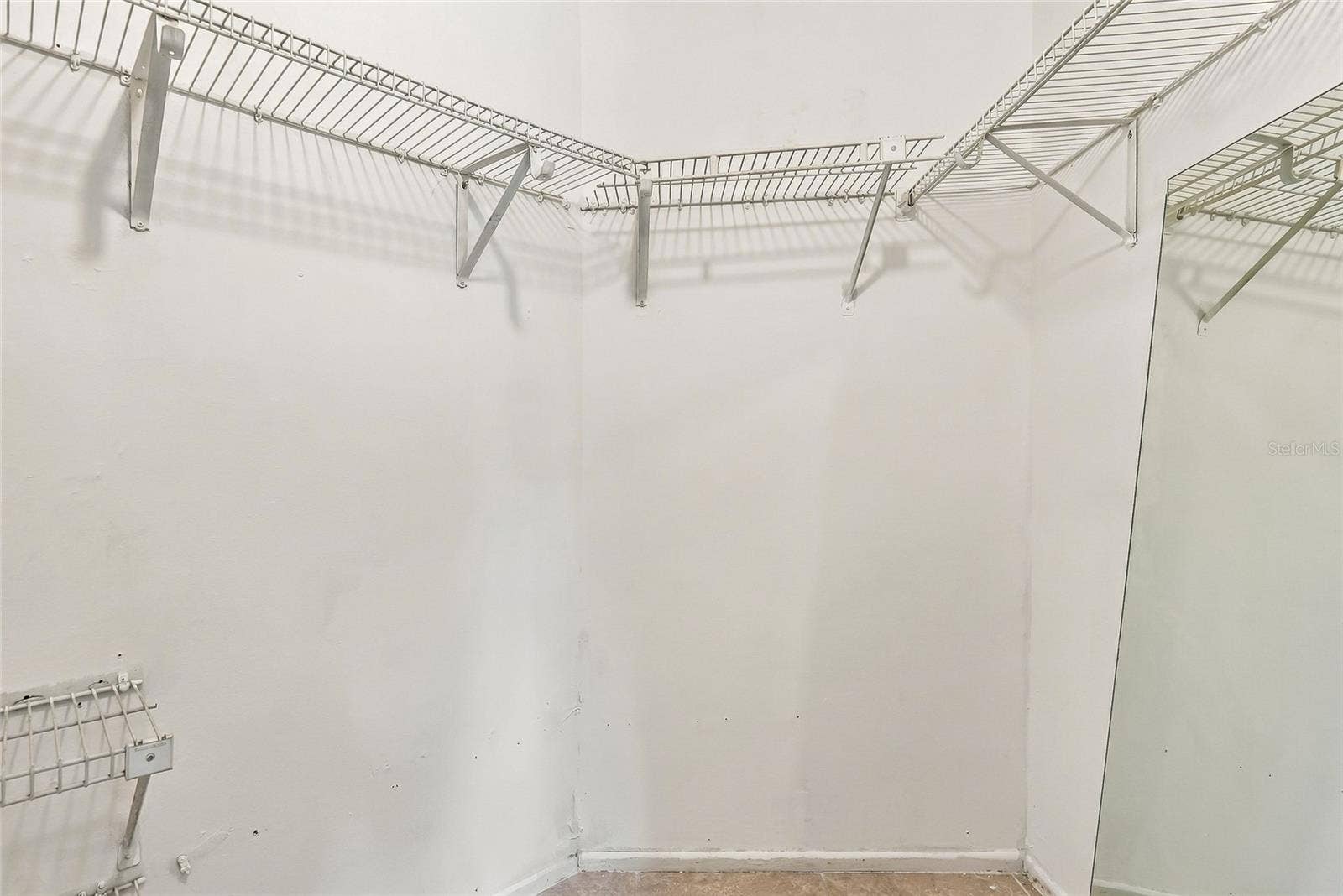 9608 ELGIN COURT, Tampa, FL 33615 Primary Closet