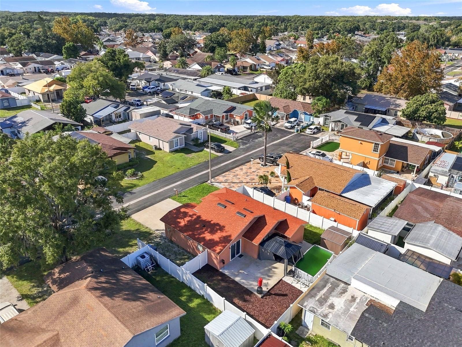 9608 ELGIN COURT, Tampa, FL 33615 9608 ELGIN COURT, Tampa, FL 33615
