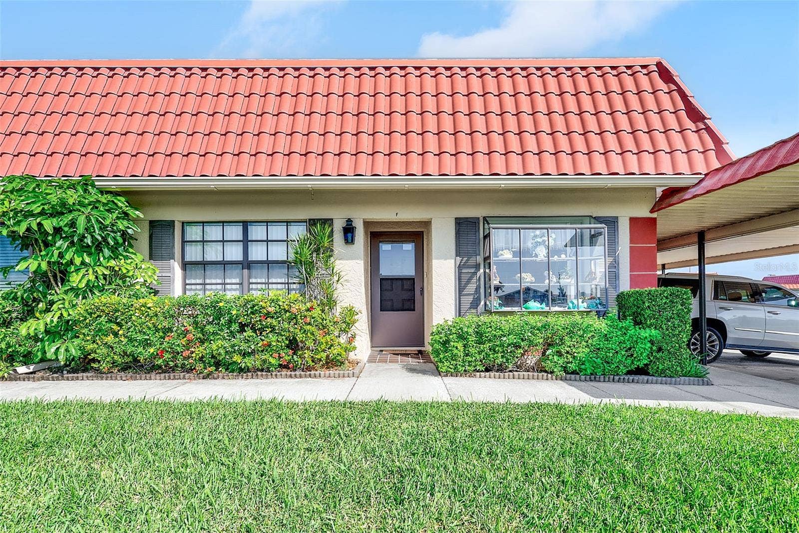 19029 US HIGHWAY 19 N, #21F, Clearwater, FL 33764 View of front of villa
