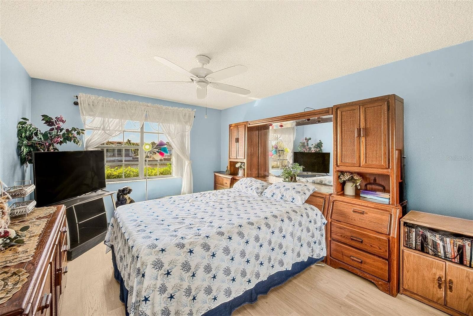 19029 US HIGHWAY 19 N, #21F, Clearwater, FL 33764 View of 2nd bedroom