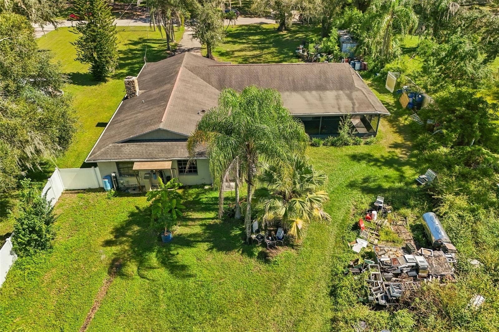 6912 SENOJ DRIVE, Tampa, FL 33610
